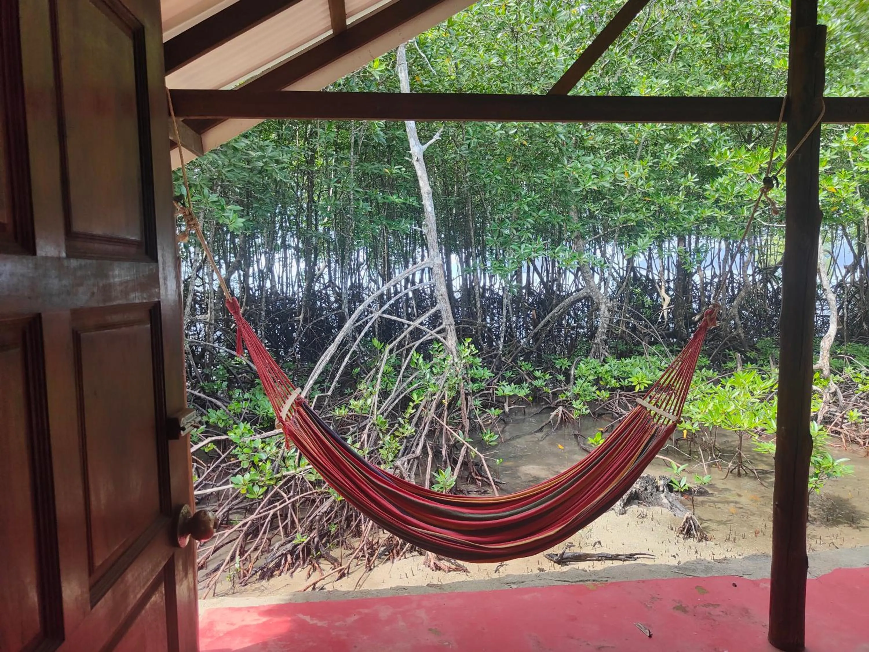 Bananas Resort & Restaurant