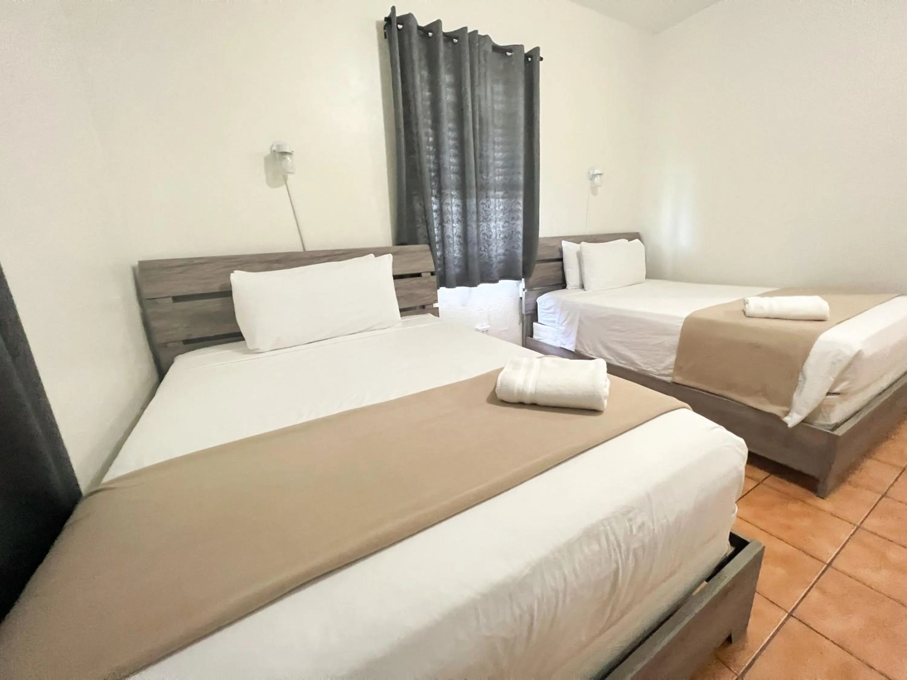 Bed in West Coast Inn's