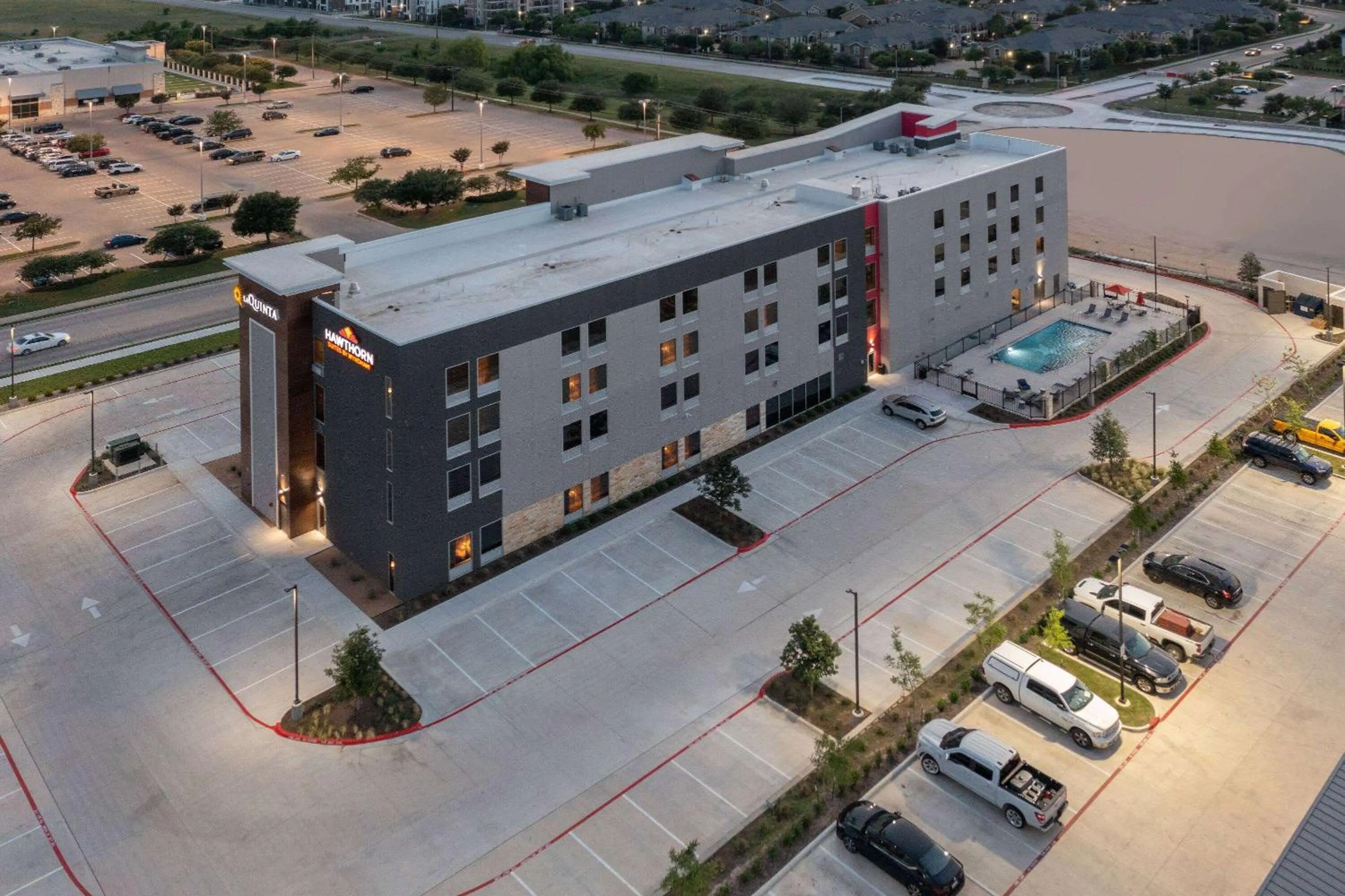 Property building in Hawthorn Extended Stay by Wyndham Pflugerville