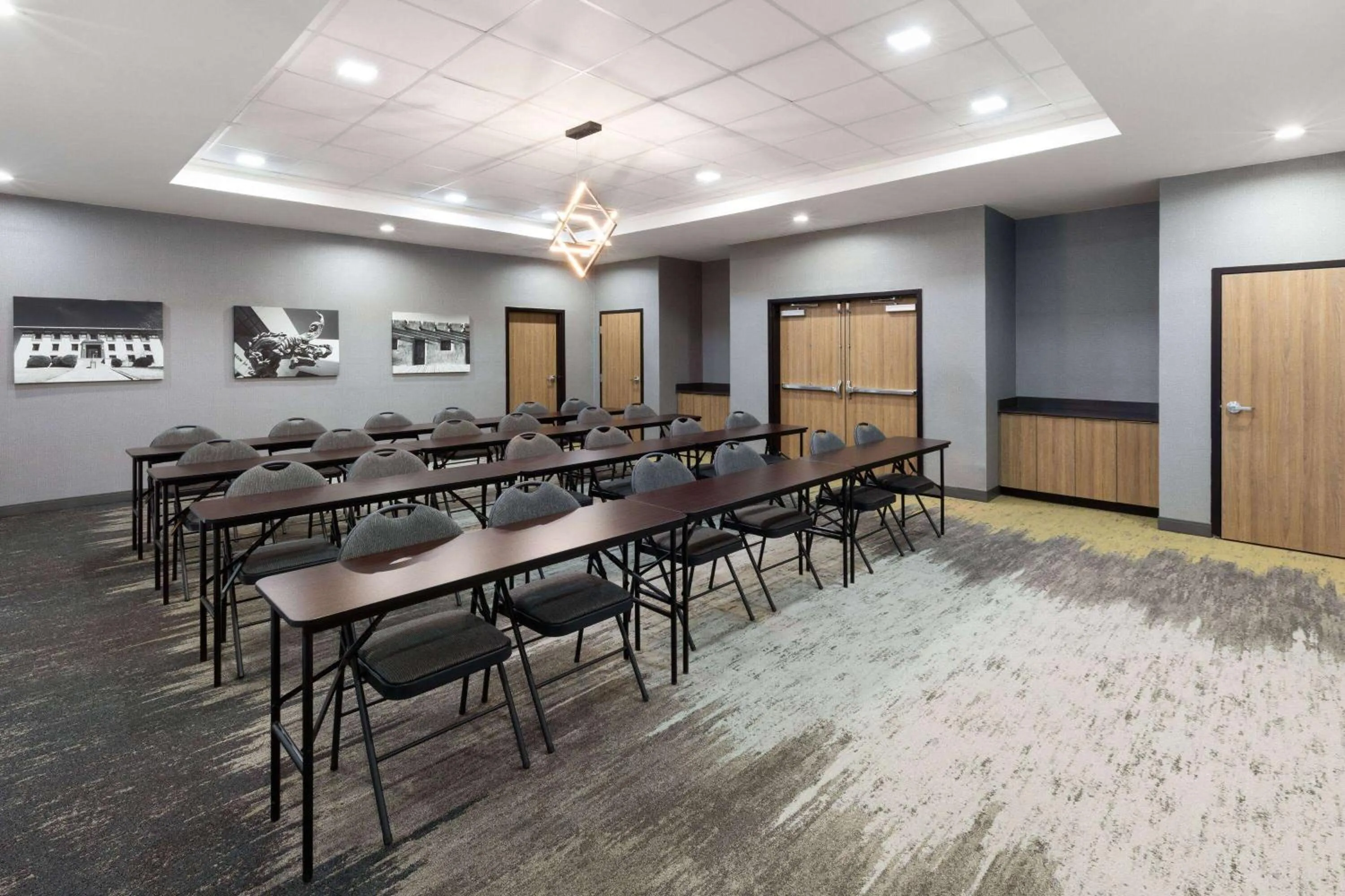 Meeting/conference room in La Quinta Inn & Suites by Wyndham El Paso East Loop-375