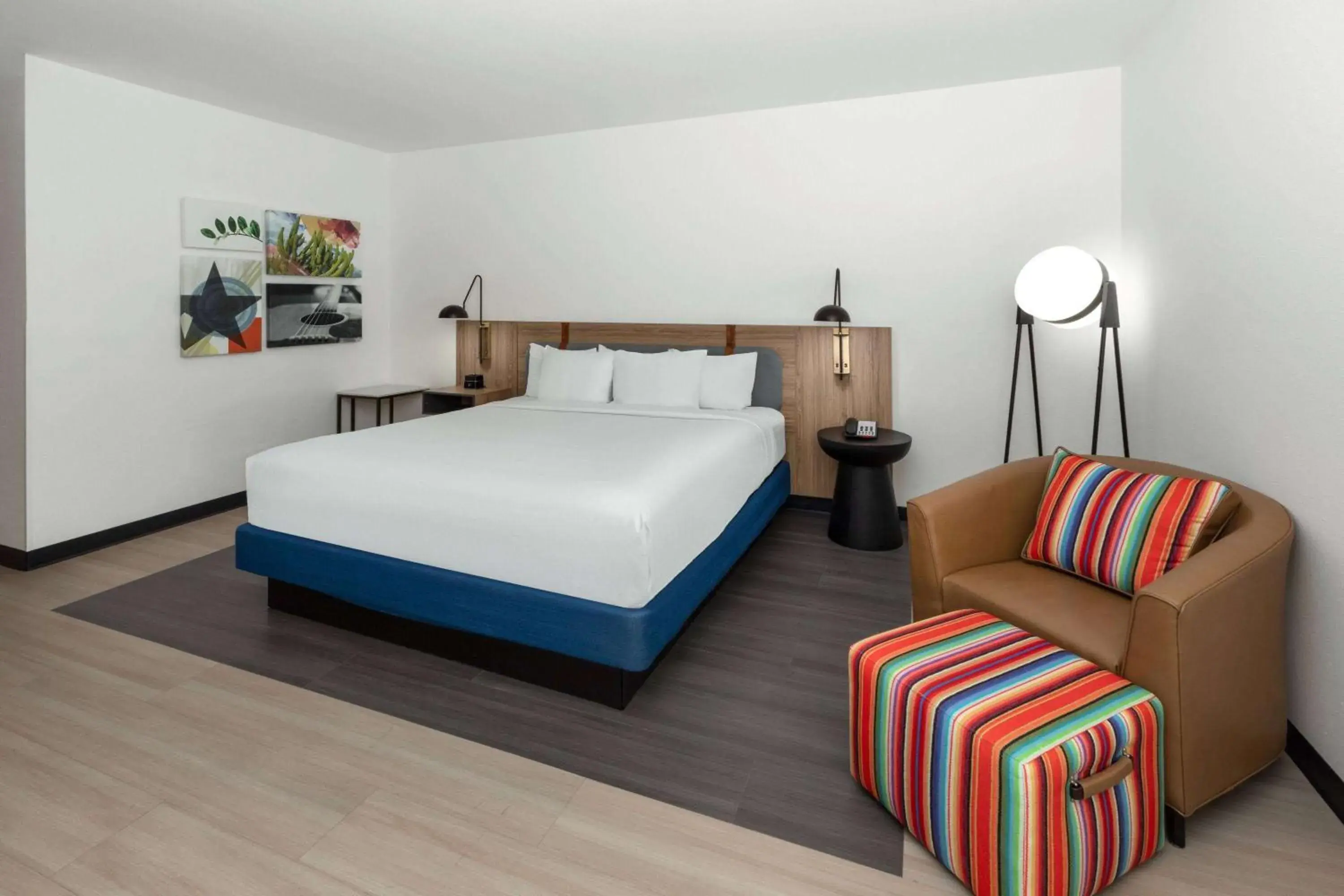 1 King Bed, Hearing Accessible Suite, Non-Smoking in La Quinta Inn & Suites by Wyndham El Paso East Loop-375 1 King Bed, Hearing Accessible Suite, Non-Smoking in La Quinta Inn & Suites by Wyndham El Paso East Loop-375