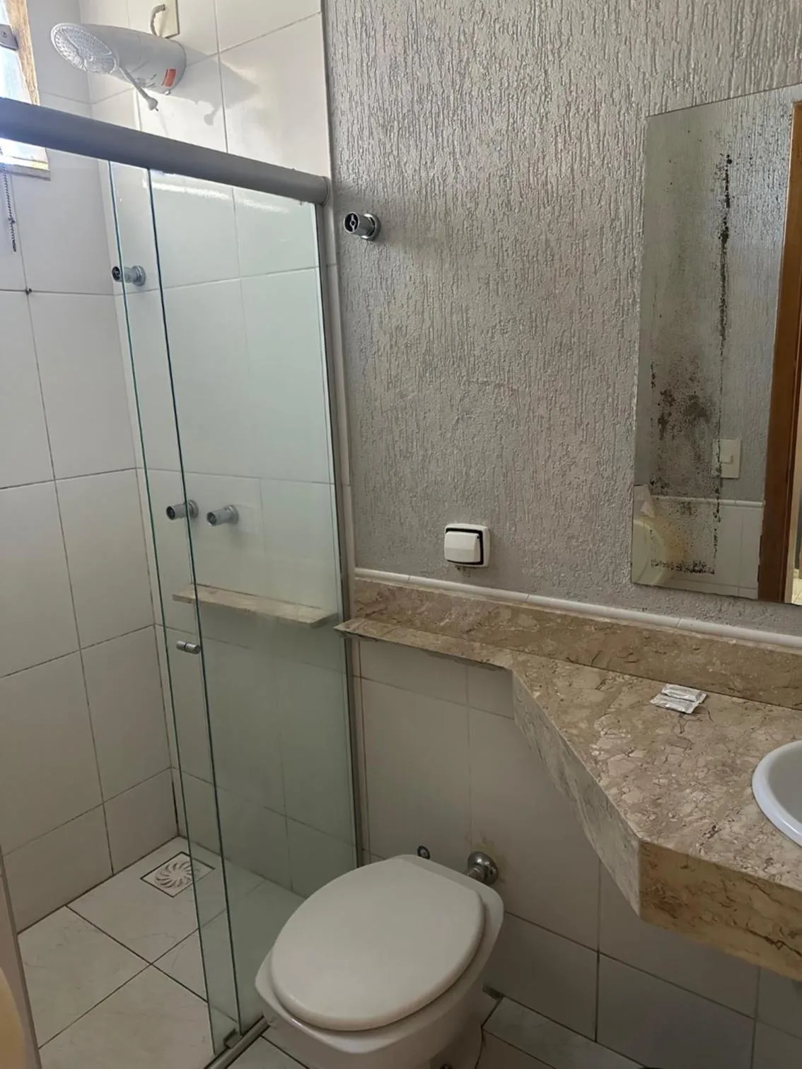 Shower in Hotel Vitrine