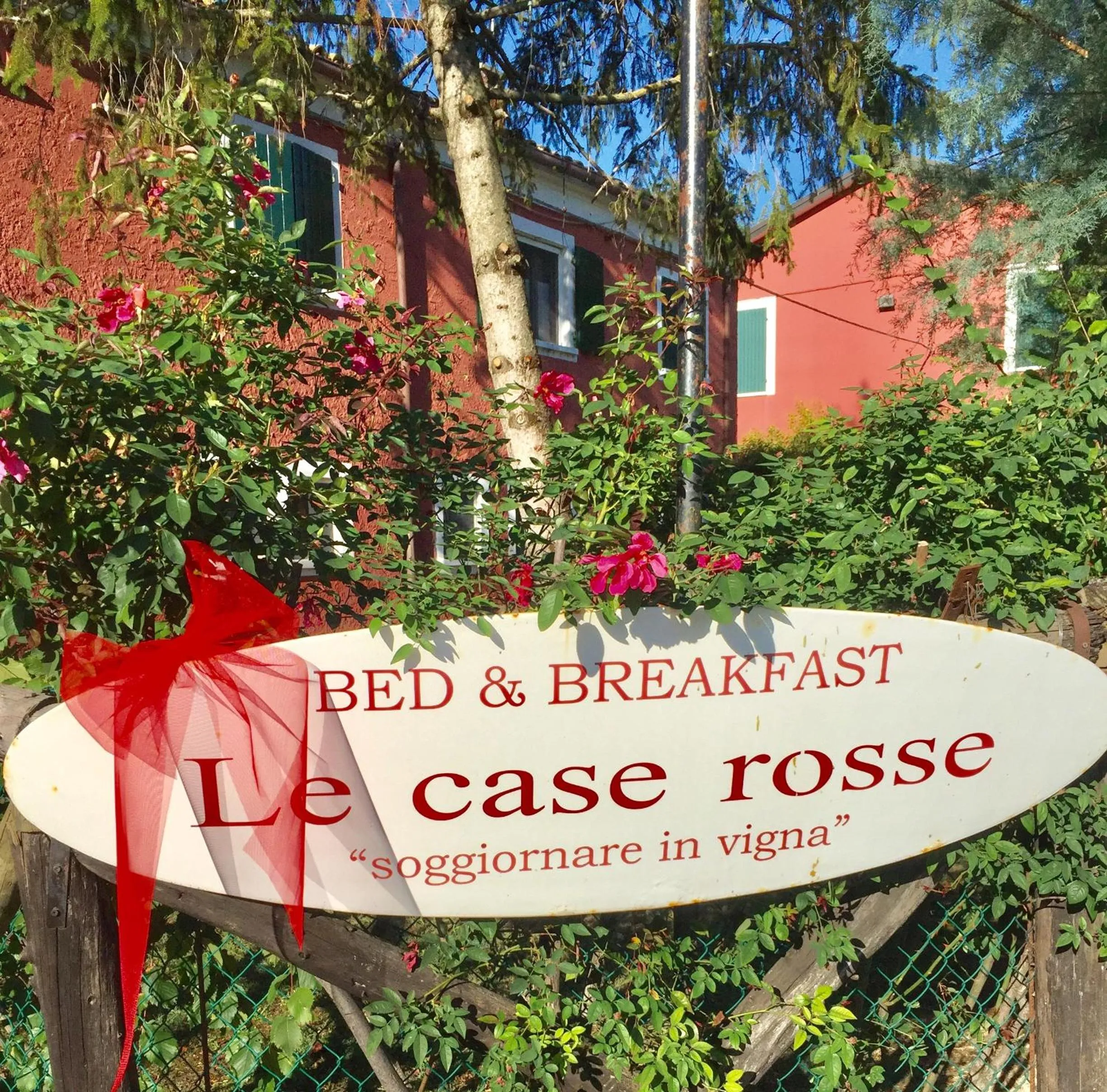 Property logo or sign in BeB LE CASE ROSSE