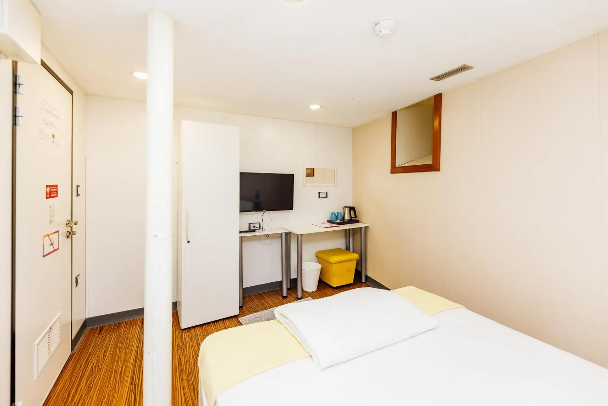 Photo of the whole room, Bed in Botel Marina