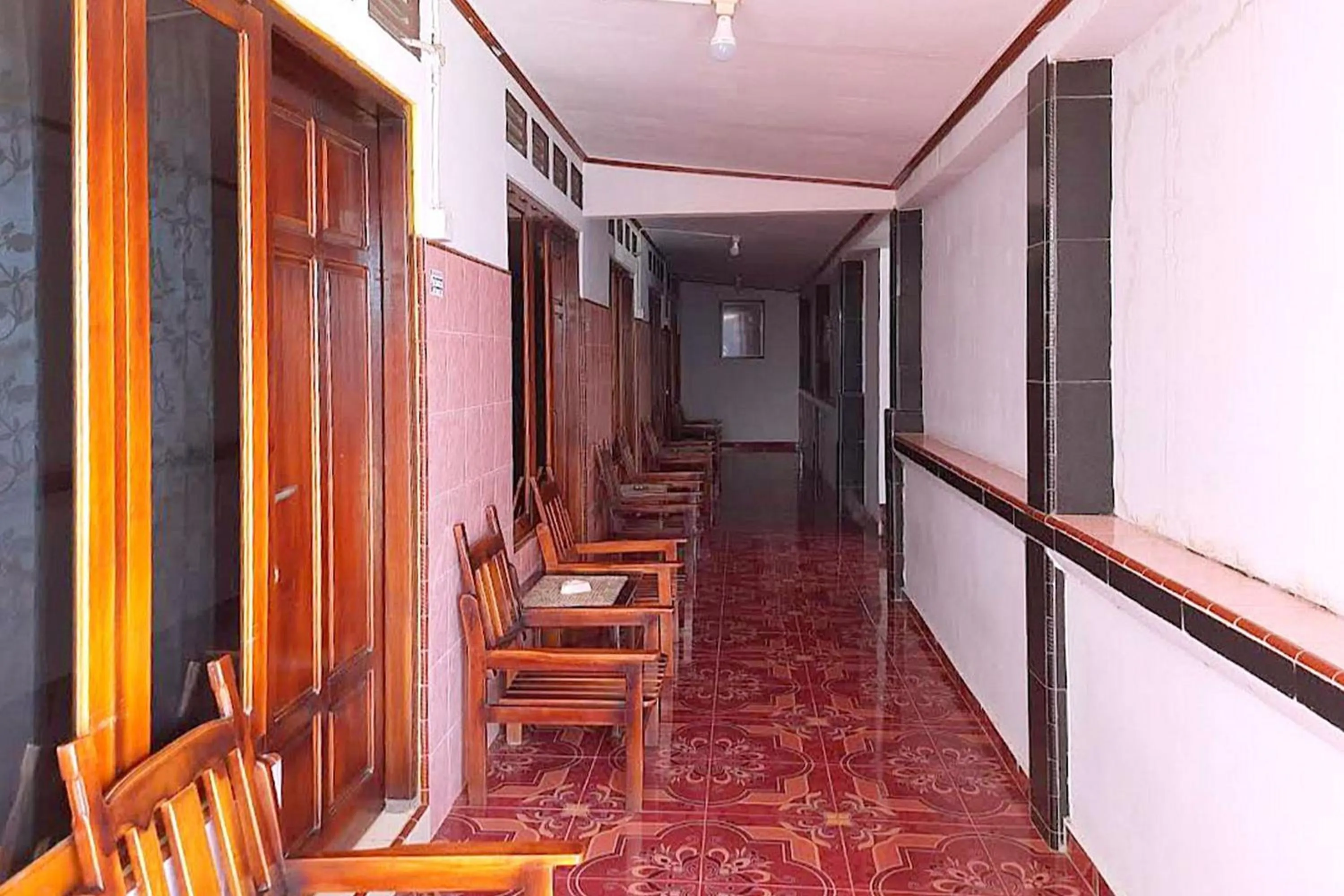 RedDoorz Syariah @ Wisma Soponyono