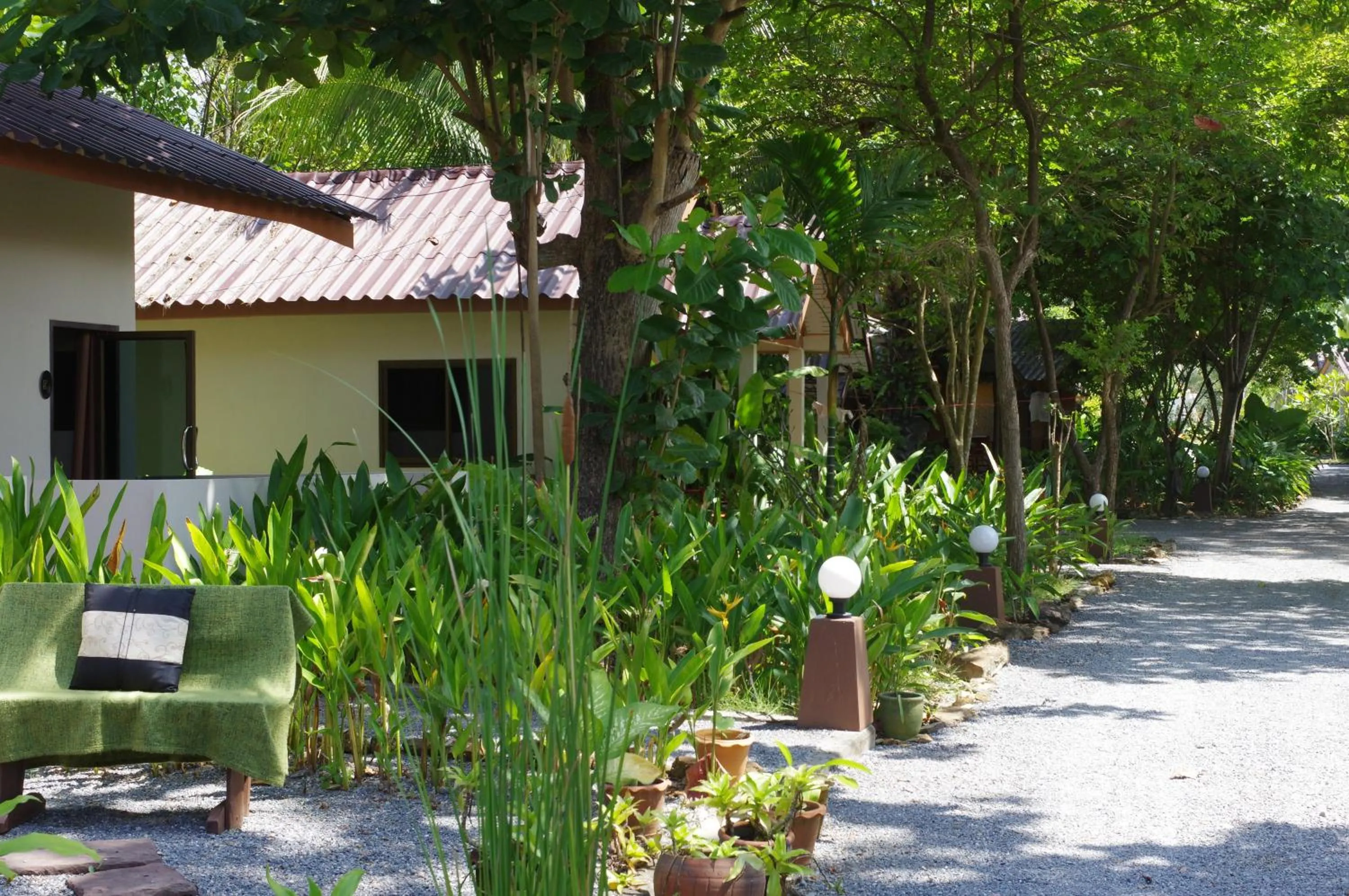 Garden view in Thai House Beach Resort