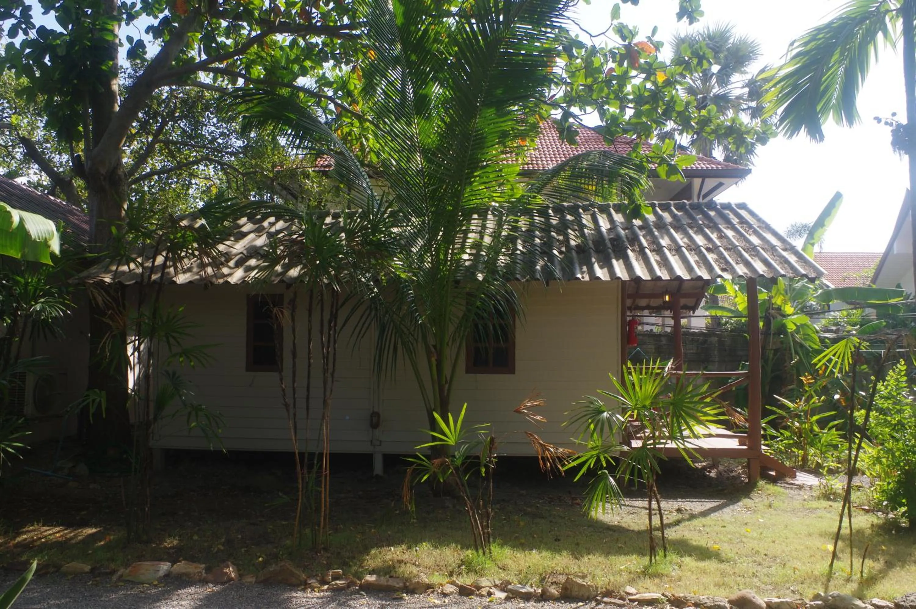 Thai House Beach Resort