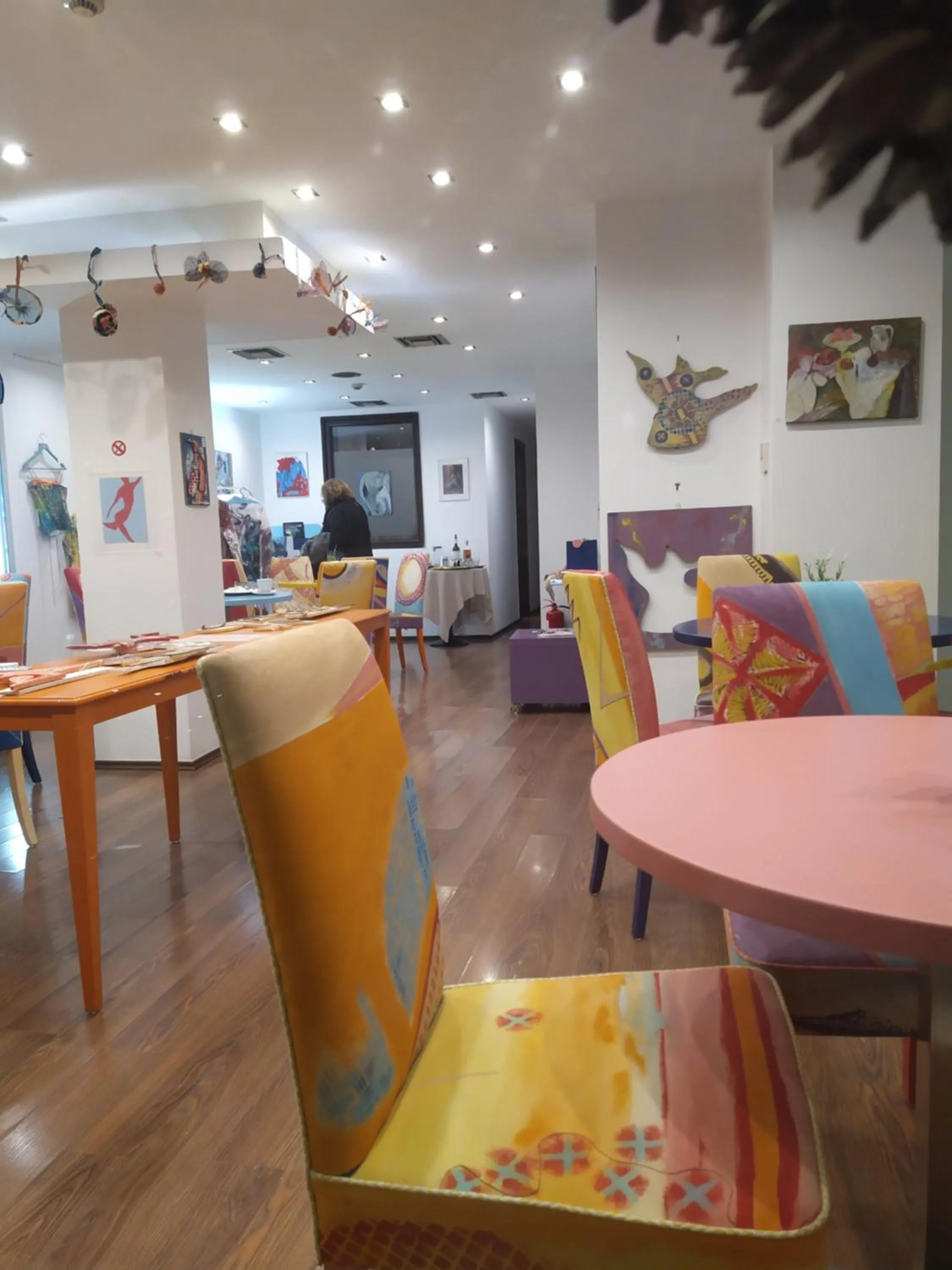 Restaurant/places to eat in INOH HOTEL