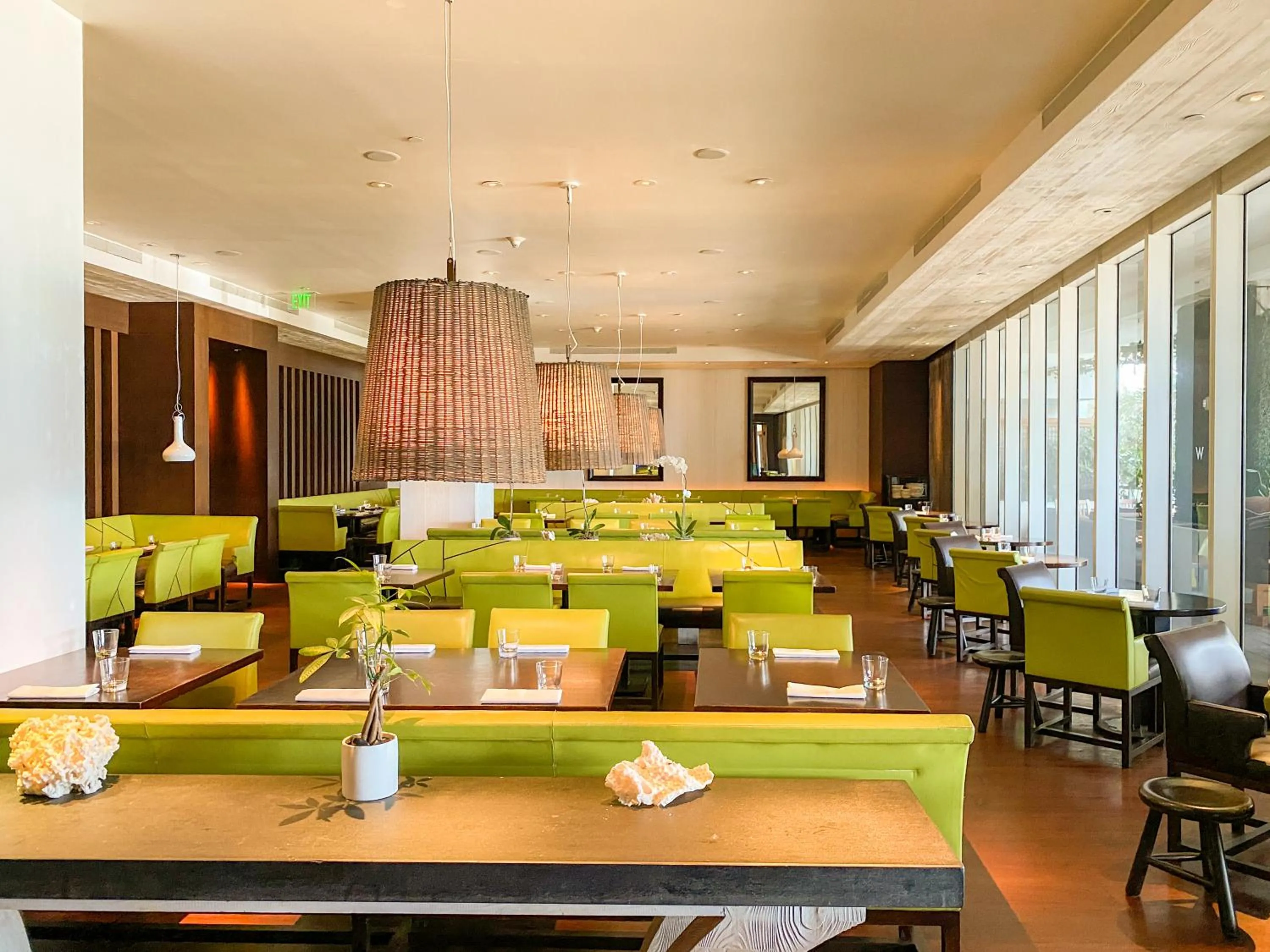 Restaurant/places to eat in W Residences Fort Lauderdale Luxury Suites Across from Fort Lauderdale Beach
