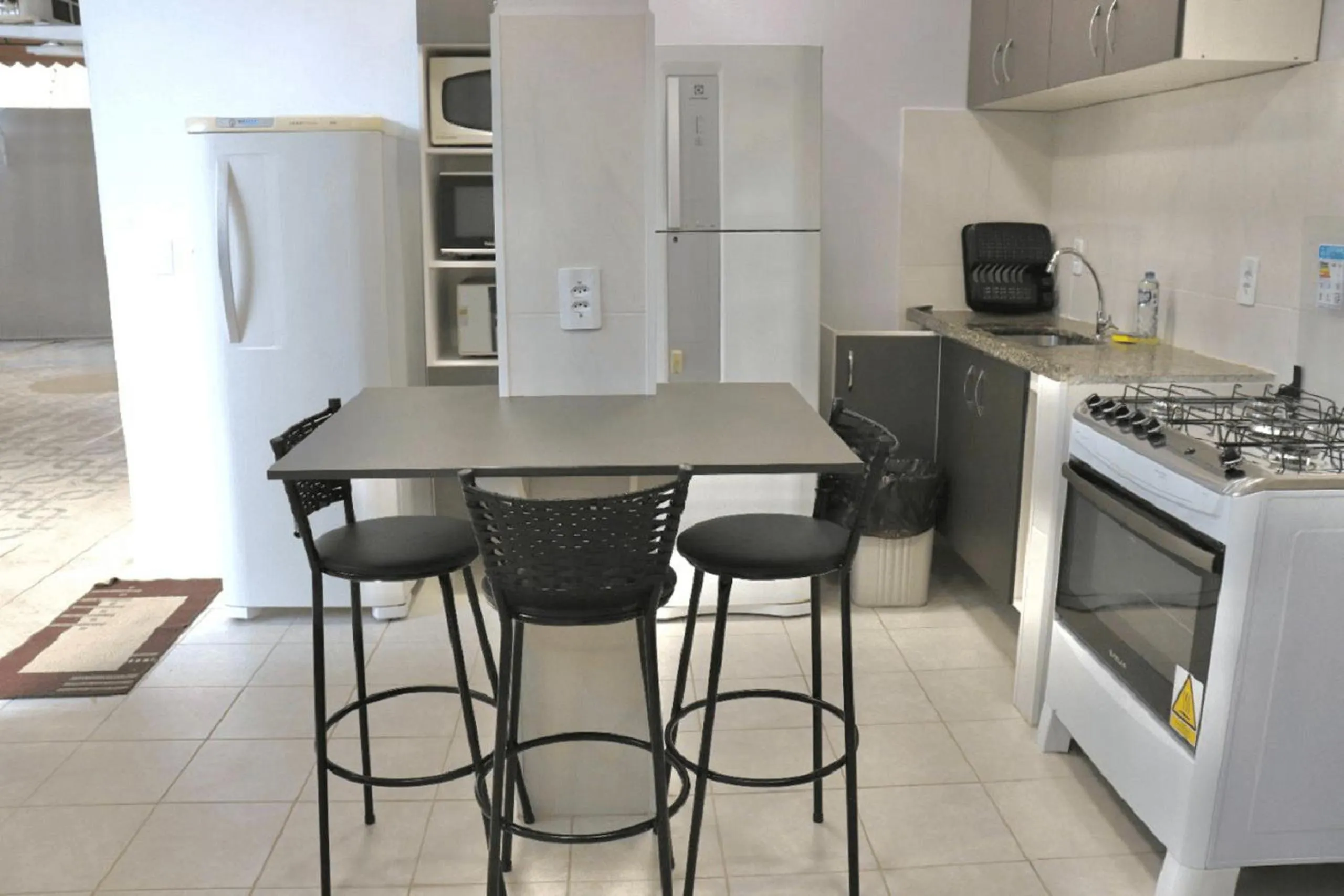 Kitchen or kitchenette in Hotel Residencial Manaus - Flores