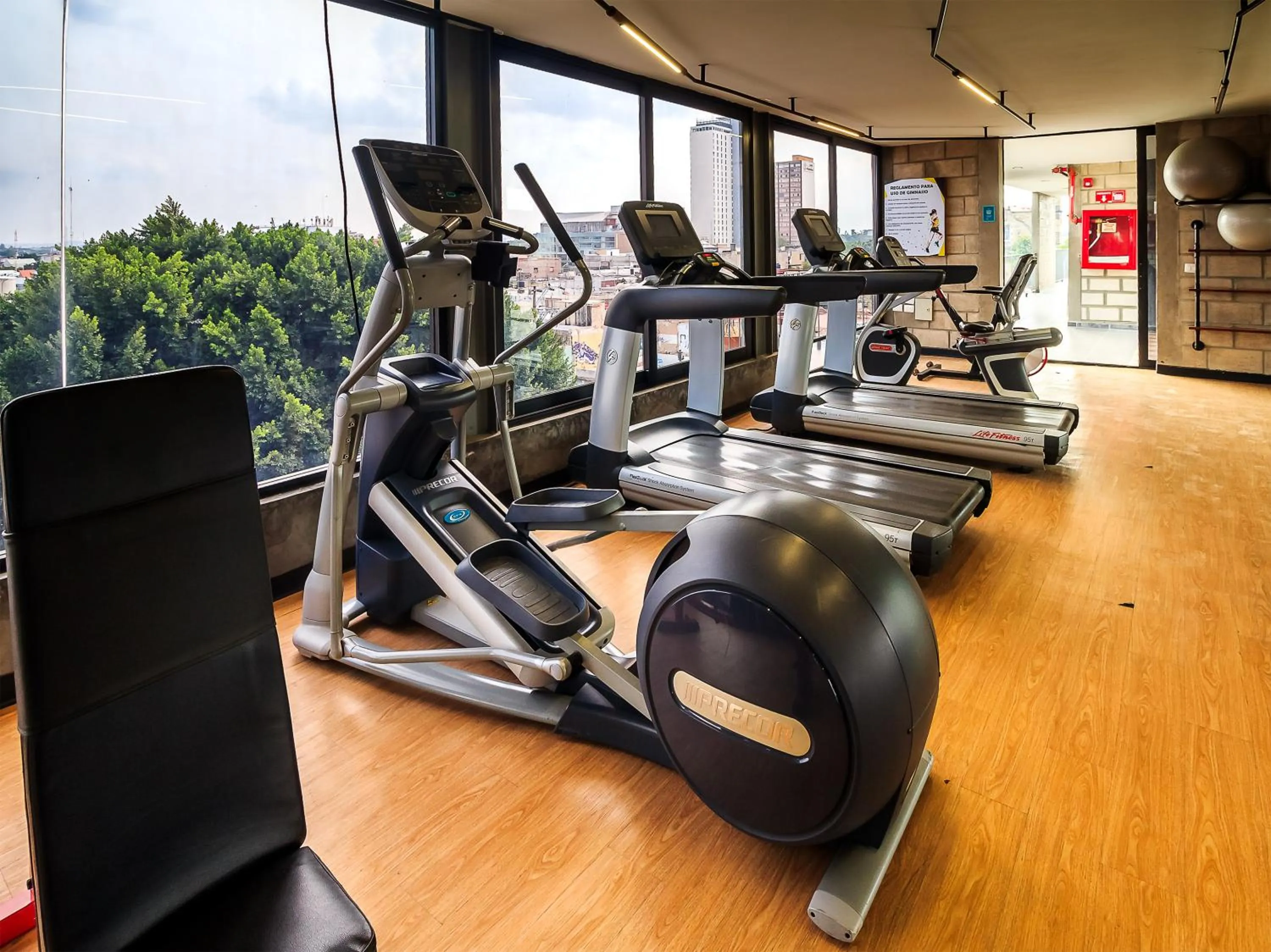 Fitness centre/facilities in Tribu Centro Histórico