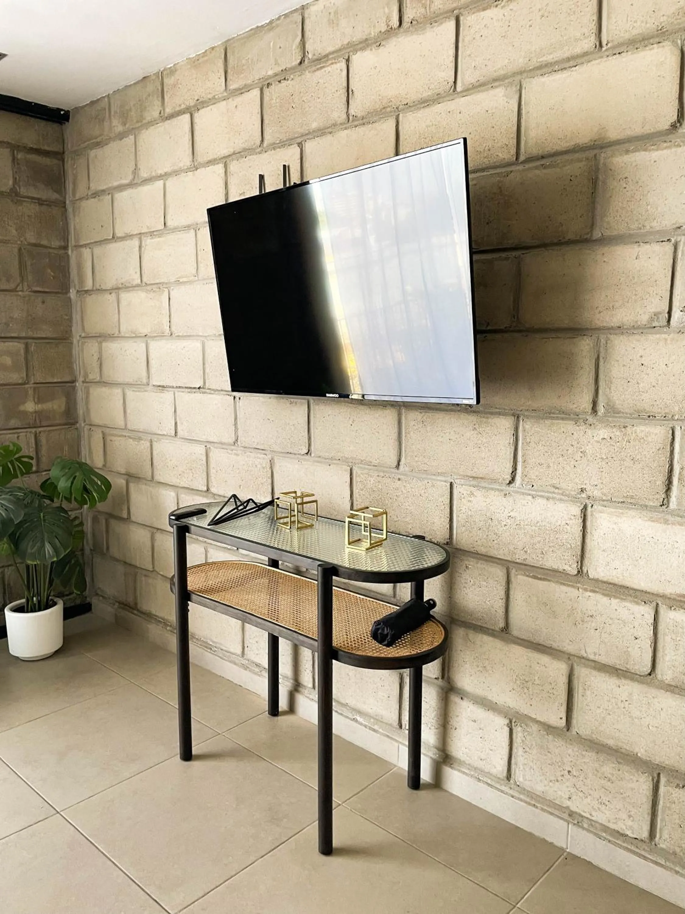 Communal lounge/ TV room in Tribu Centro Histórico