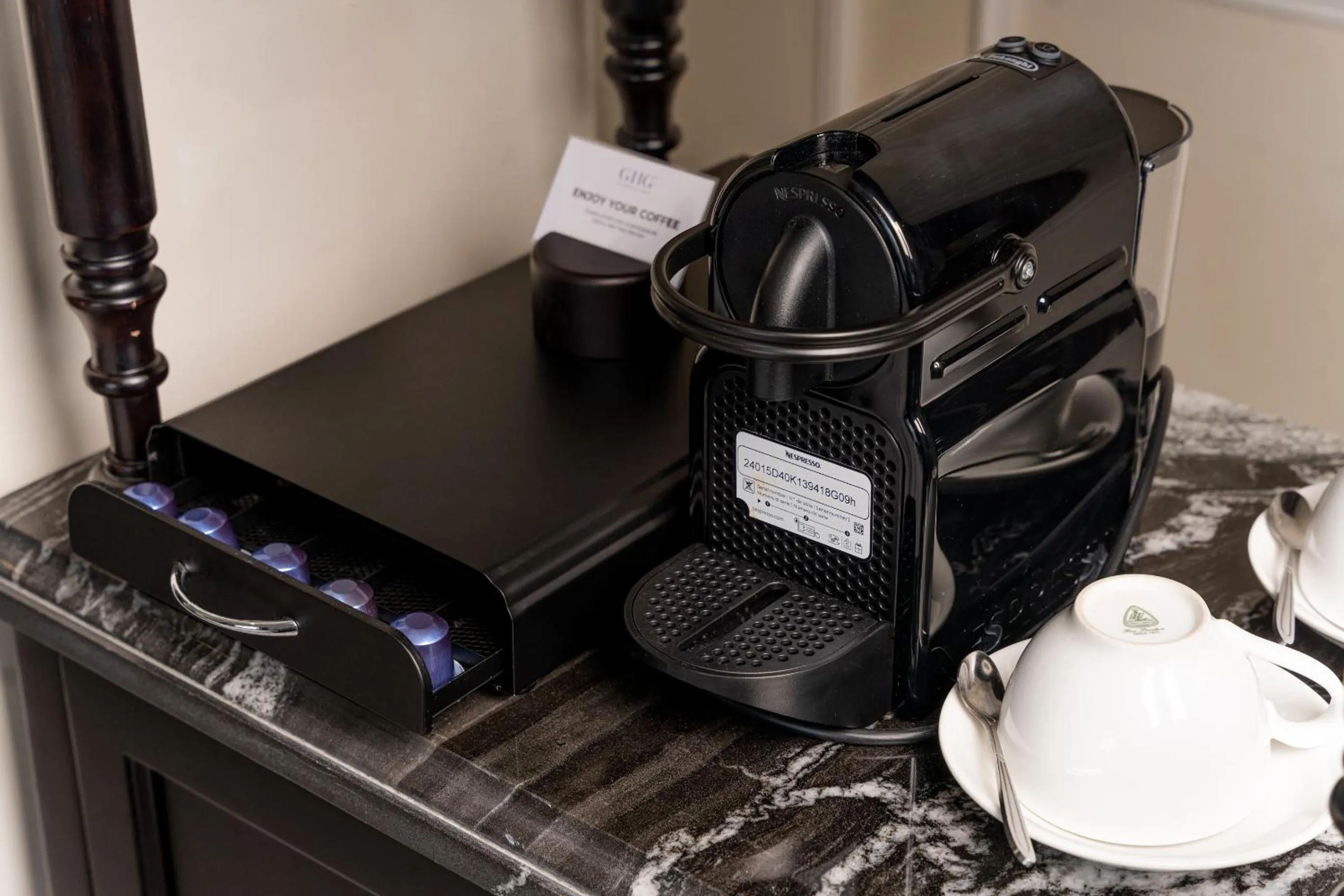 Coffee/tea facilities in LeaH Silk Hotel