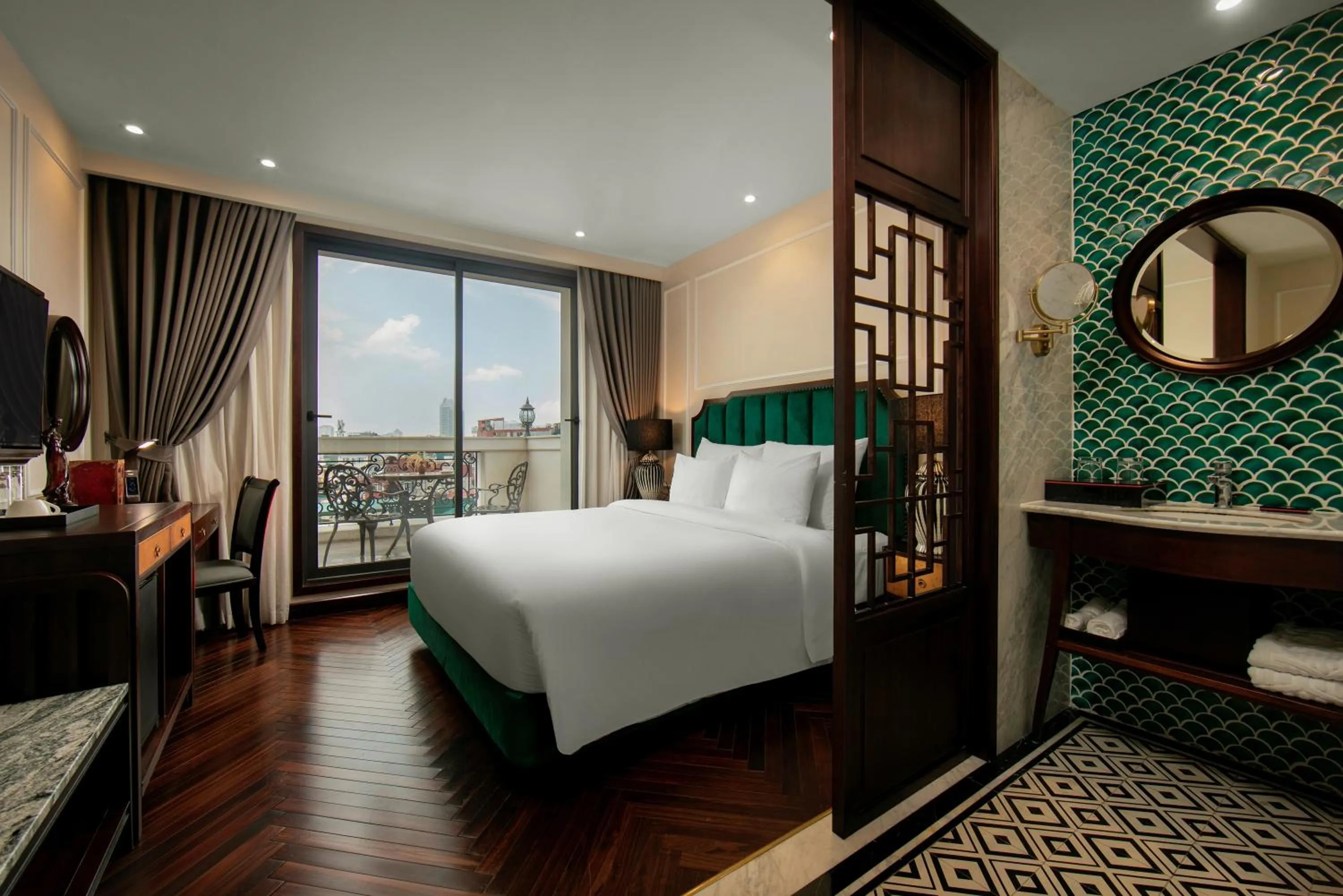 View (from property/room), Bed in LeaH Silk Hotel