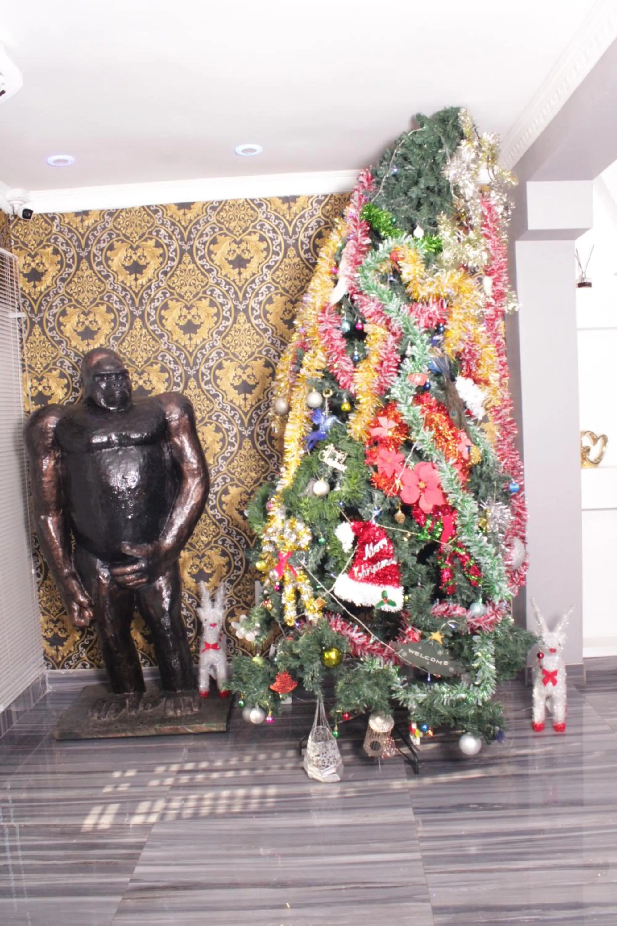 Lobby or reception in Gold Crown International Hotel Johannesburg