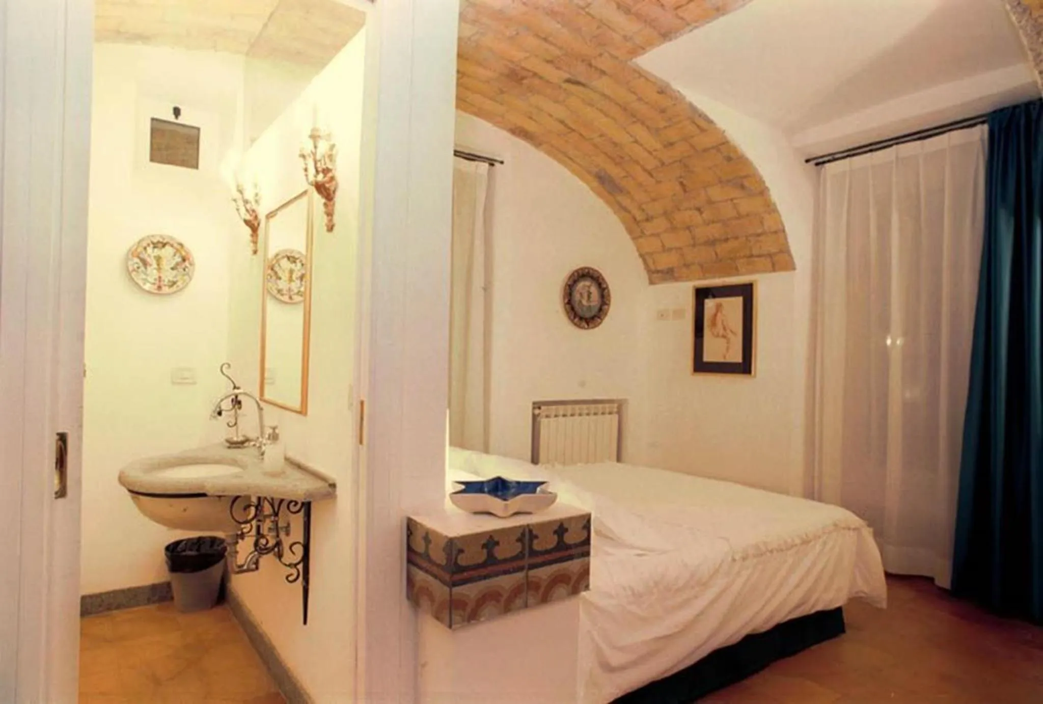 Photo of the whole room, Bed in Villino Corbelli B&B
