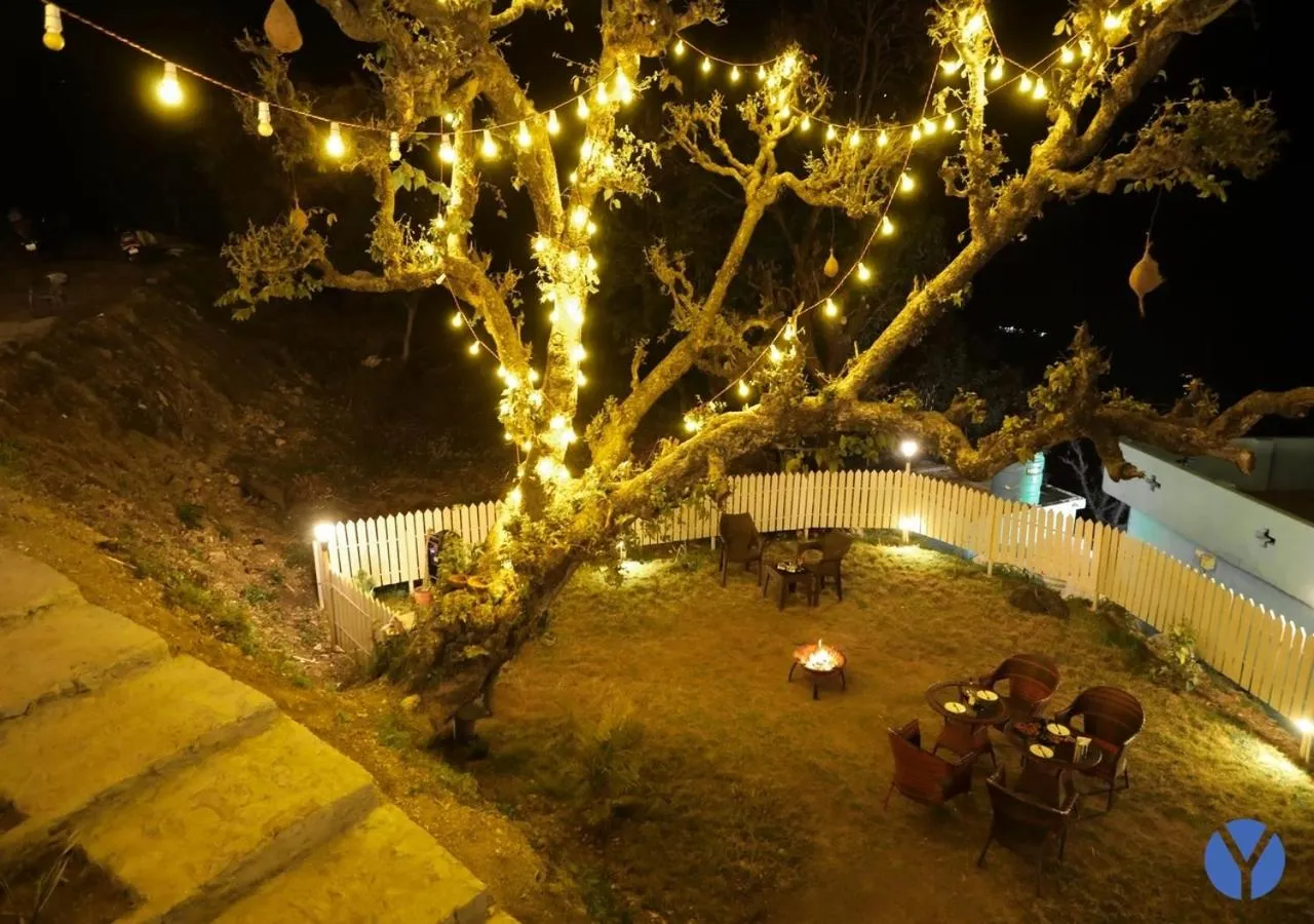 Garden in The Yakshaa Neelkanth