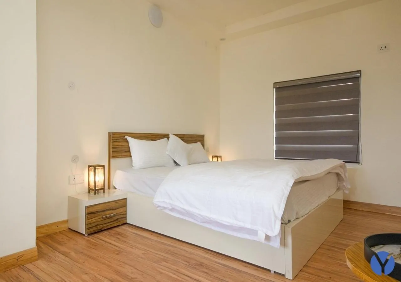 Bed in The Yakshaa Neelkanth