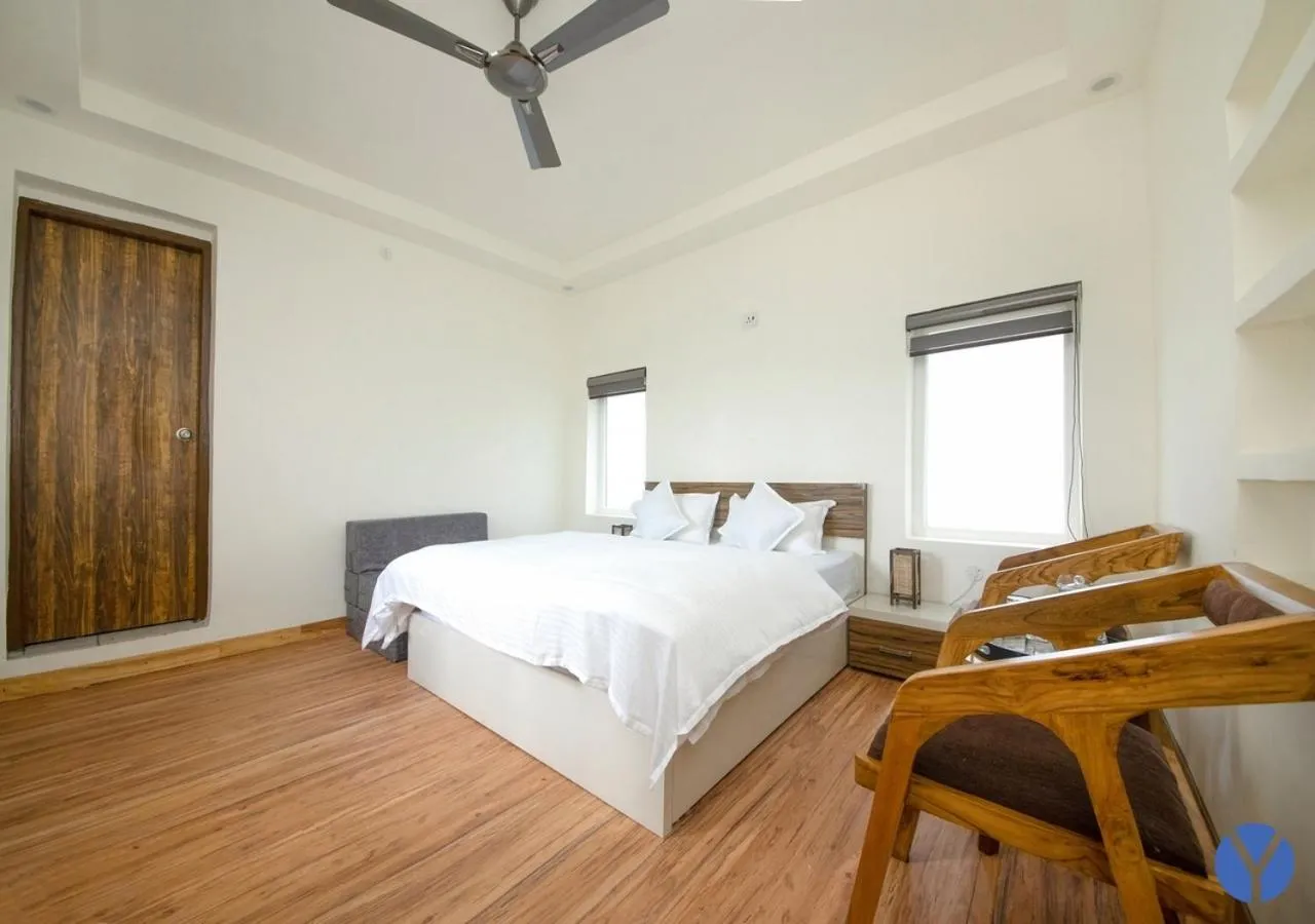 Bed in The Yakshaa Neelkanth