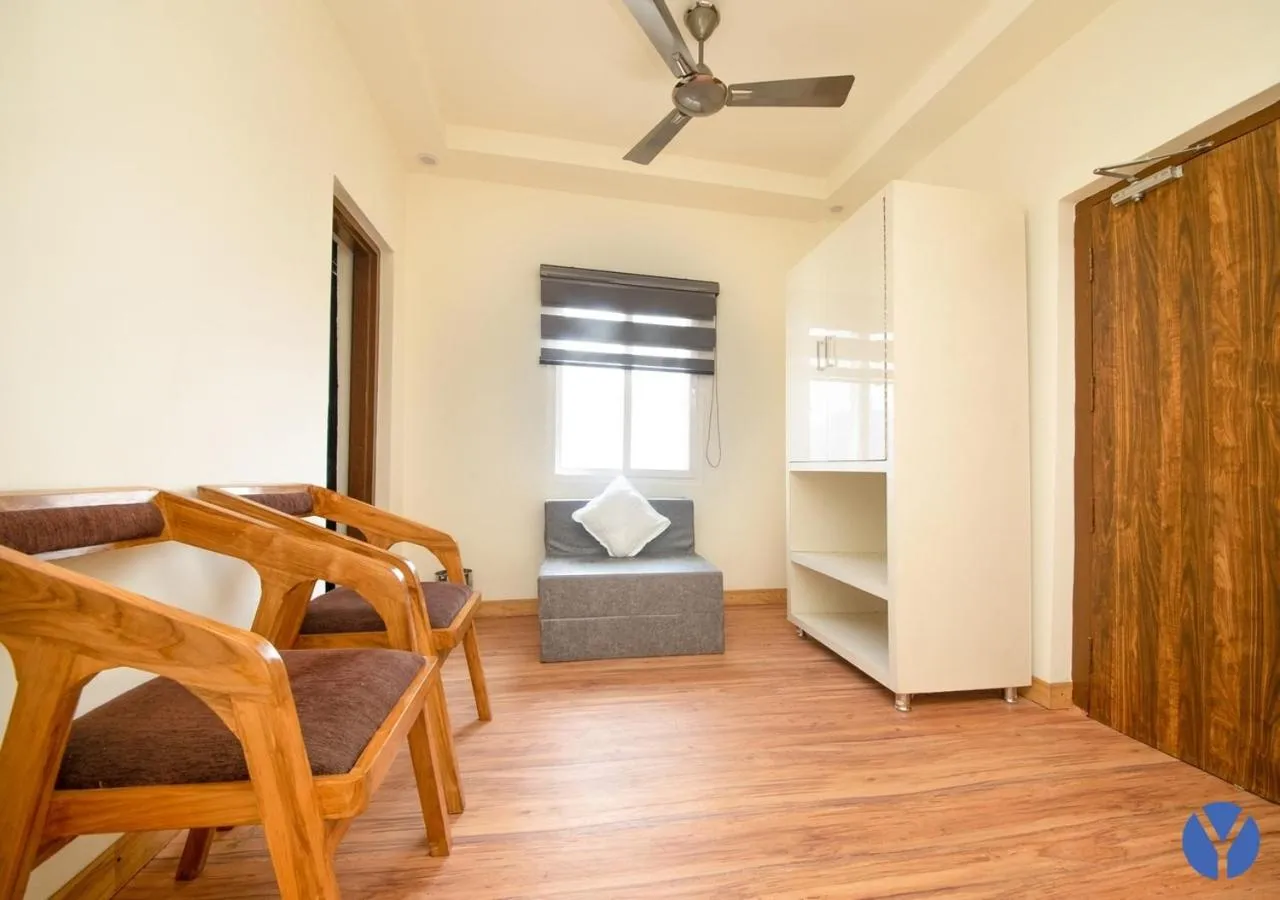 Photo of the whole room, Bed in The Yakshaa Neelkanth