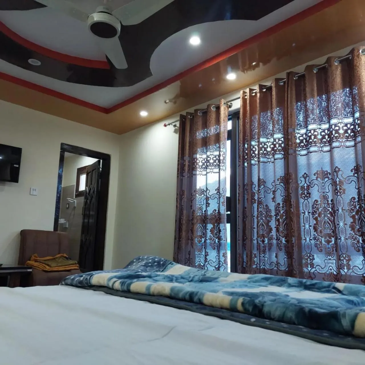 Bed in Geyari Resort Khaplu