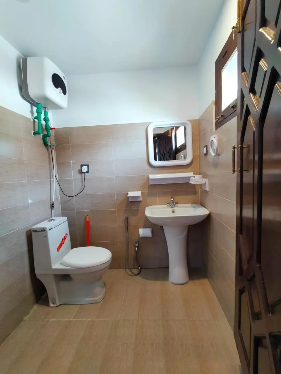 Toilet in Geyari Resort Khaplu