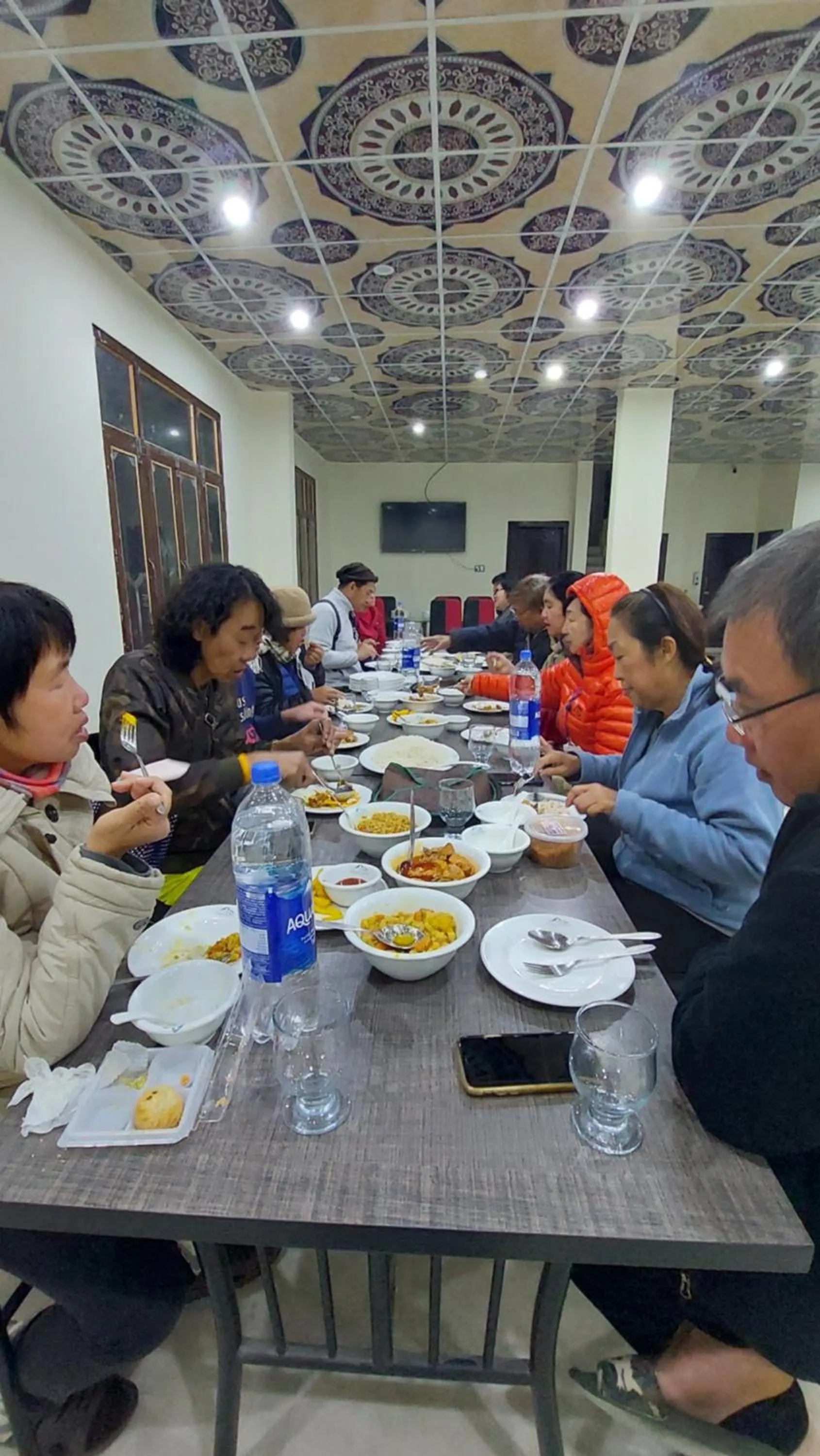 Restaurant/places to eat in Geyari Resort Khaplu