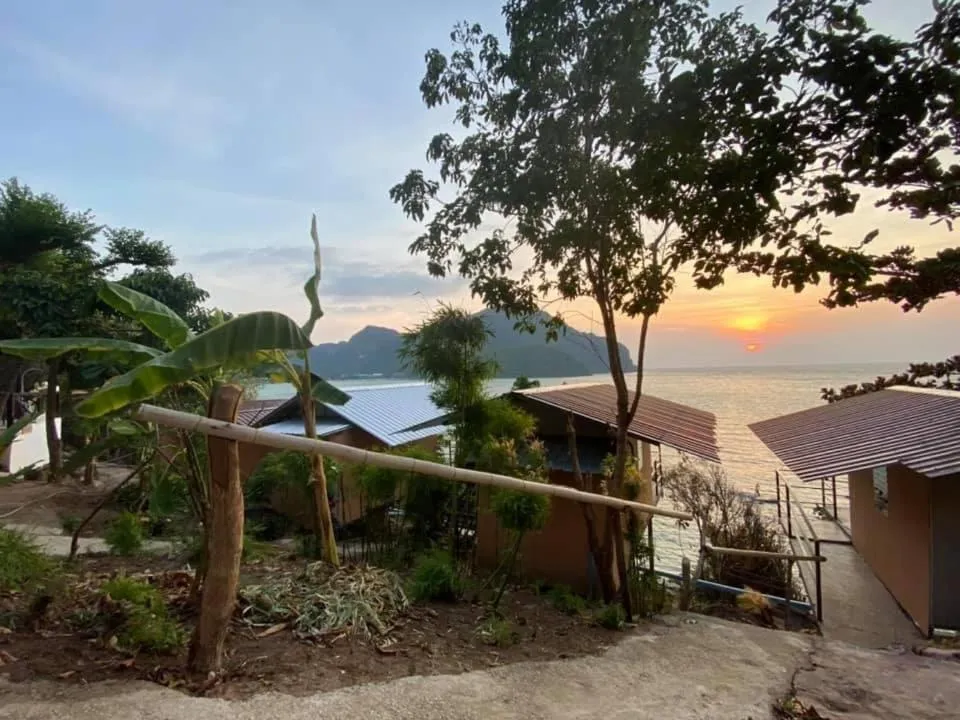 Sea view in Phi Phi Seaside Bungalow