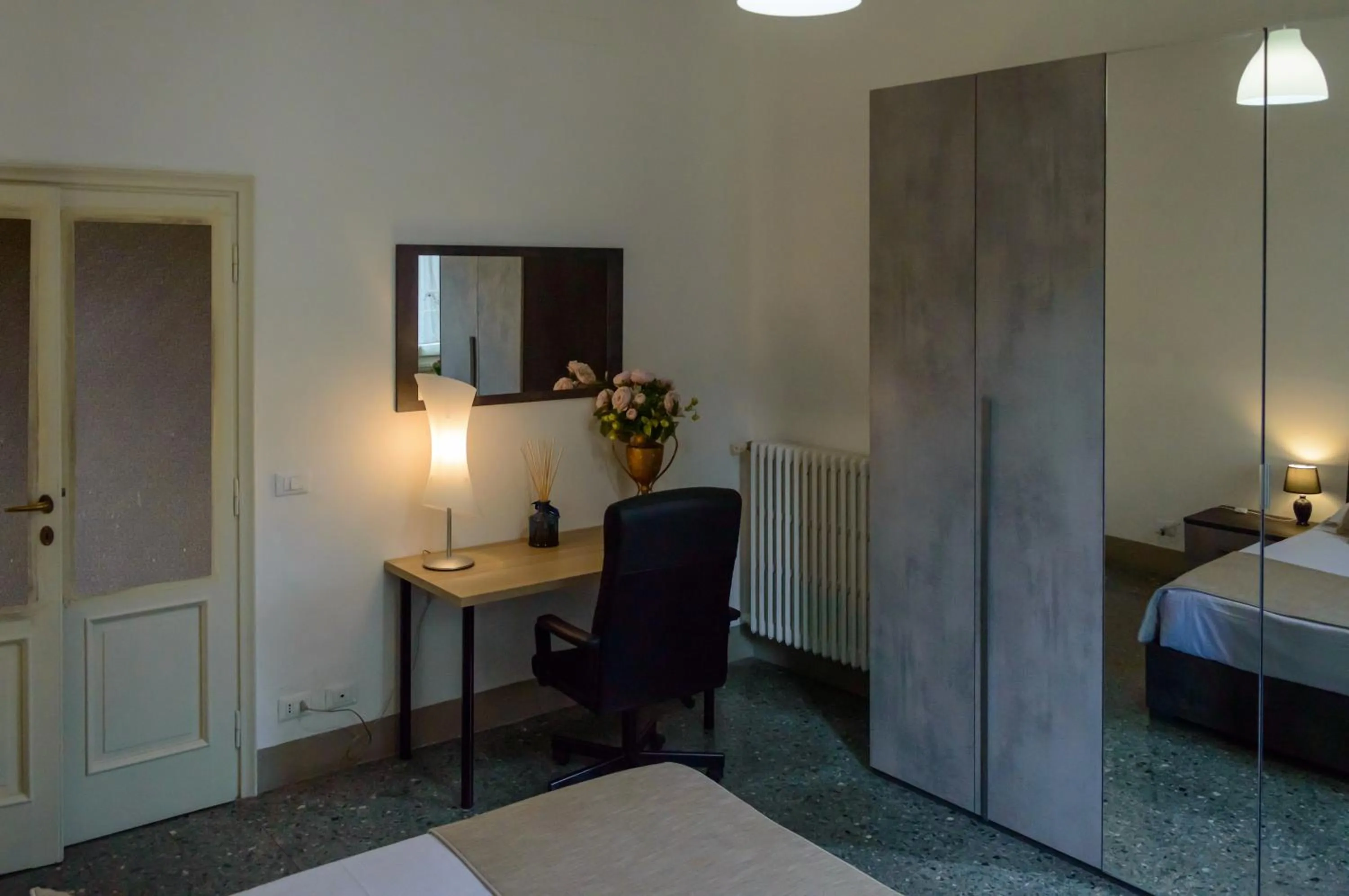 Bed in Homelink Firenze - Charlotte