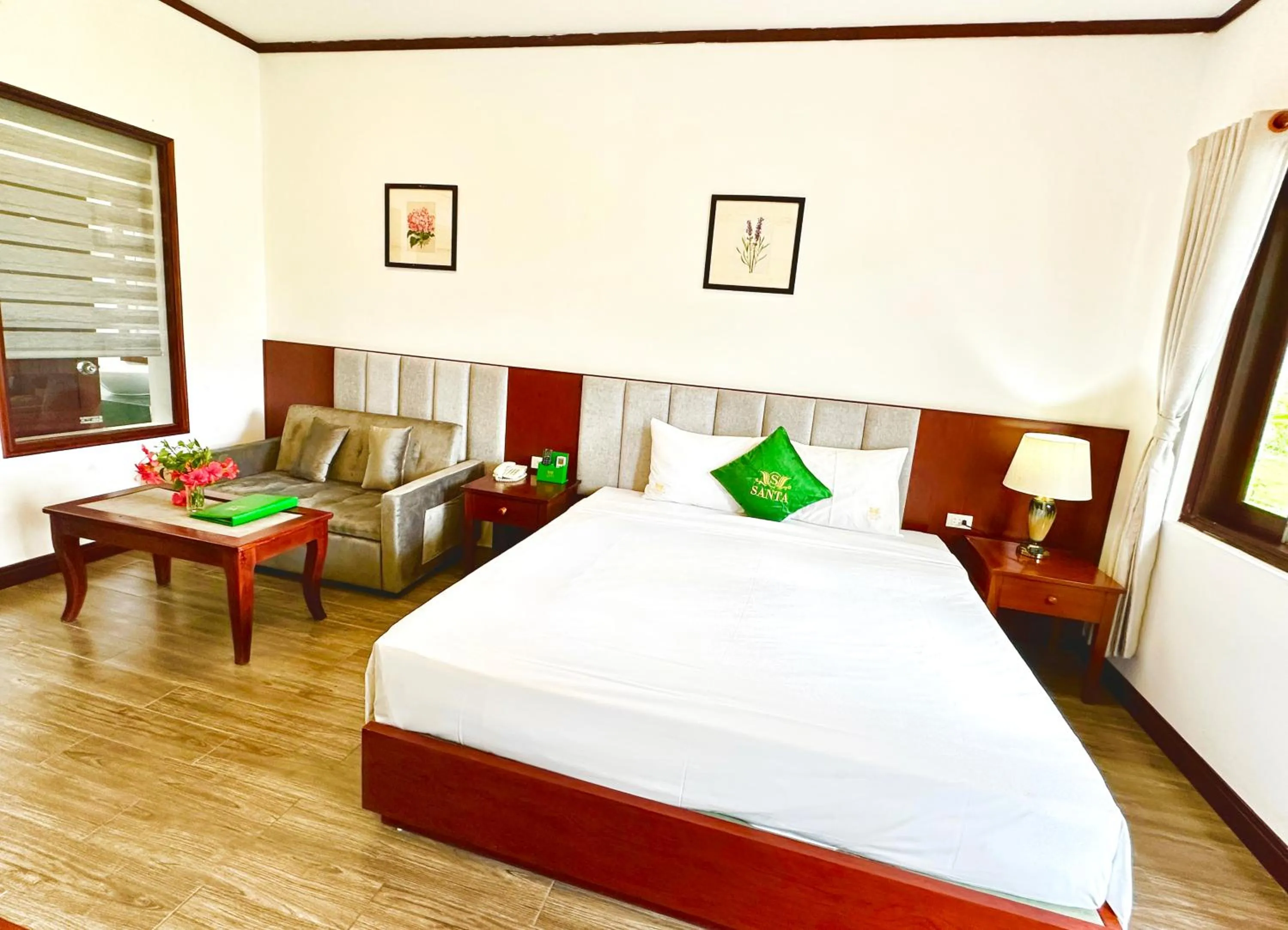 Bed in Santa Garden Resort