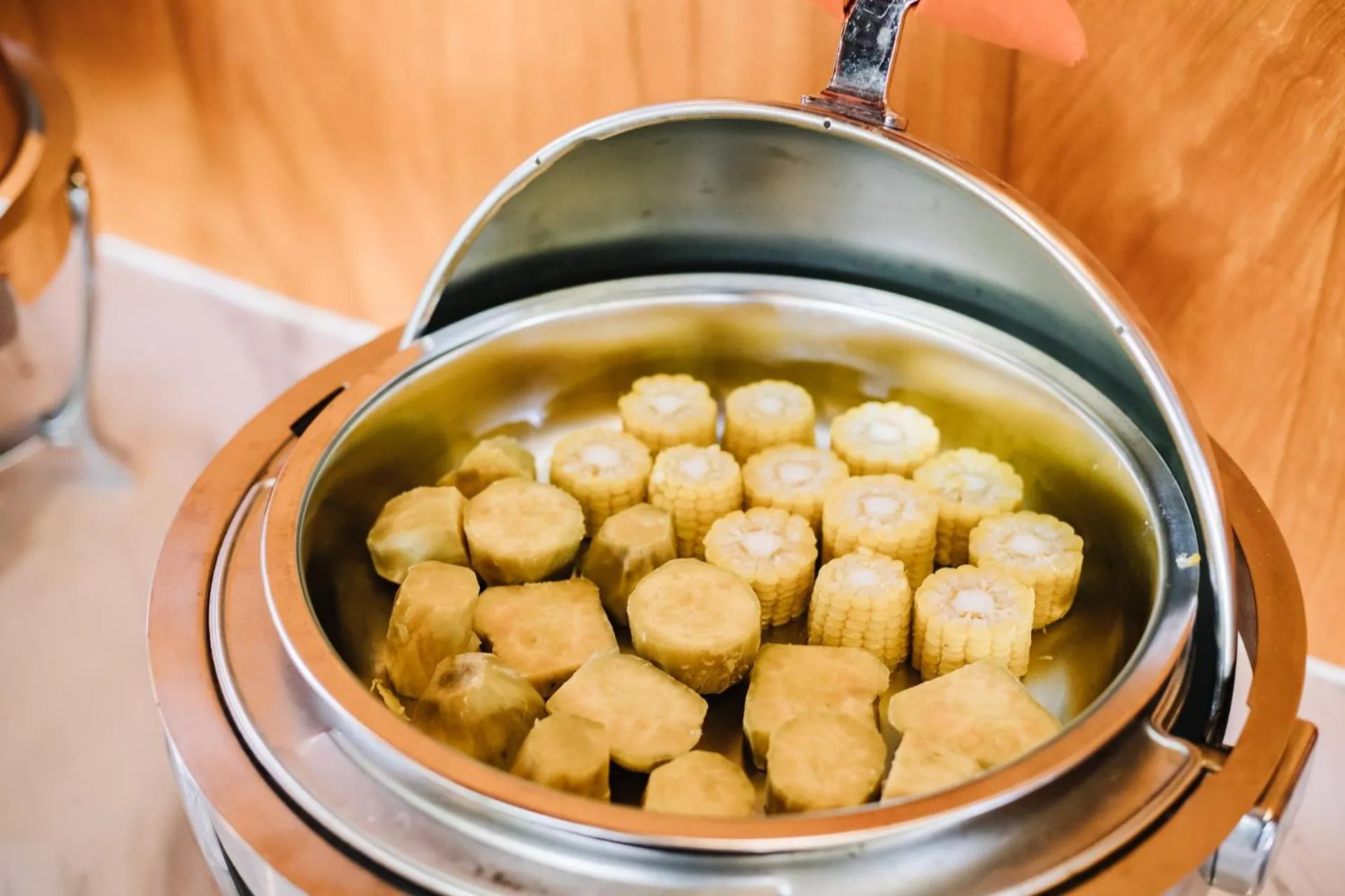 Food in Santa Garden Resort