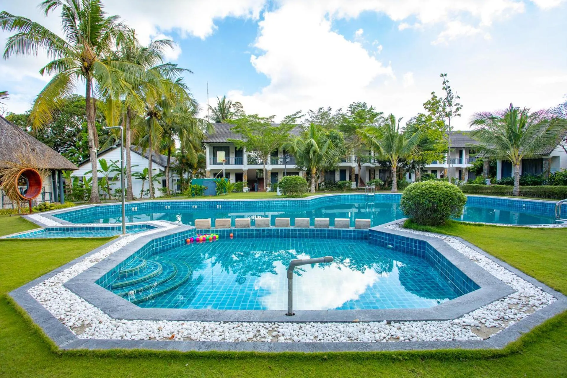 Swimming pool in Santa Garden Resort