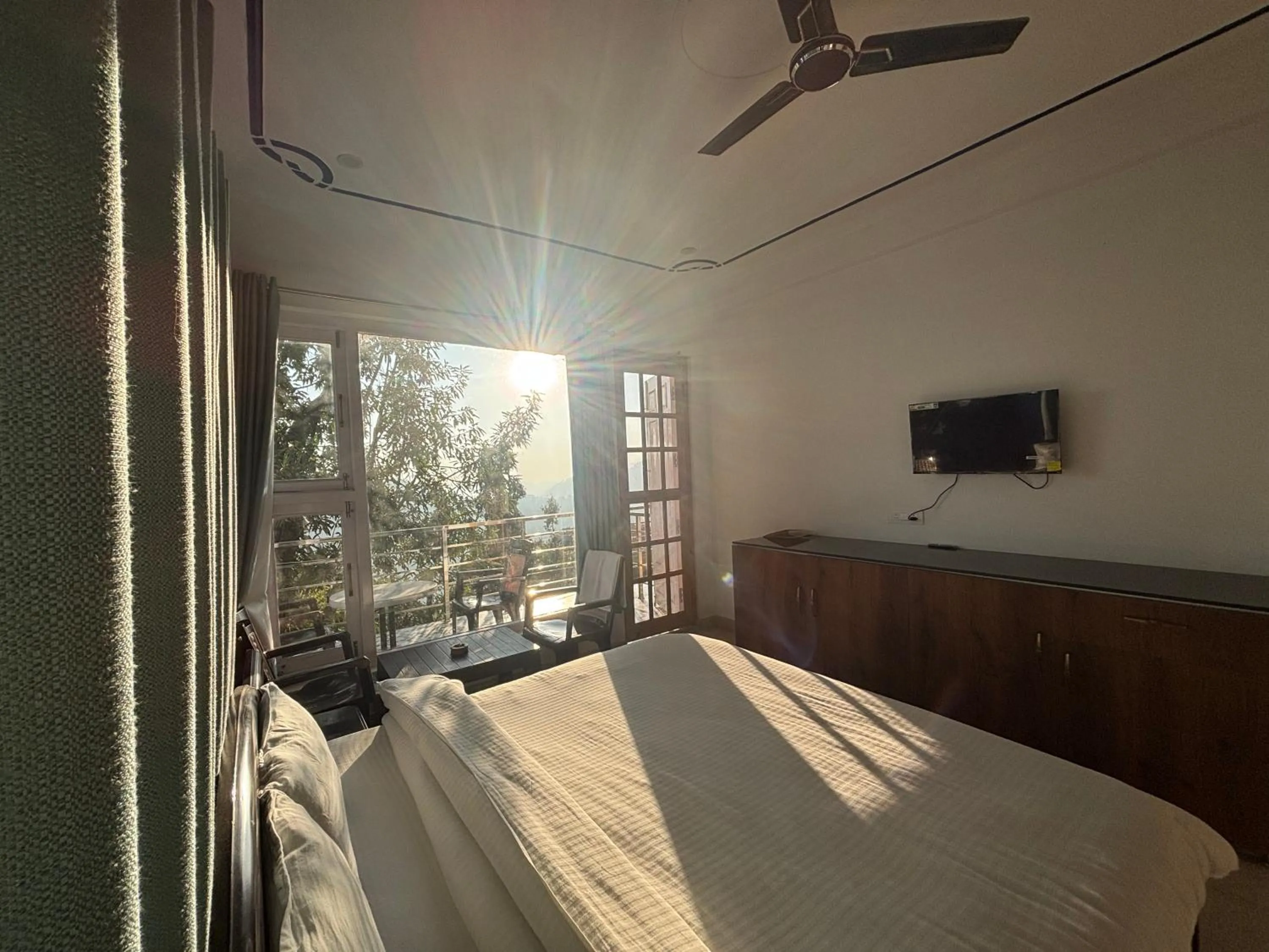 Bed in Hotel Goludev Valley View