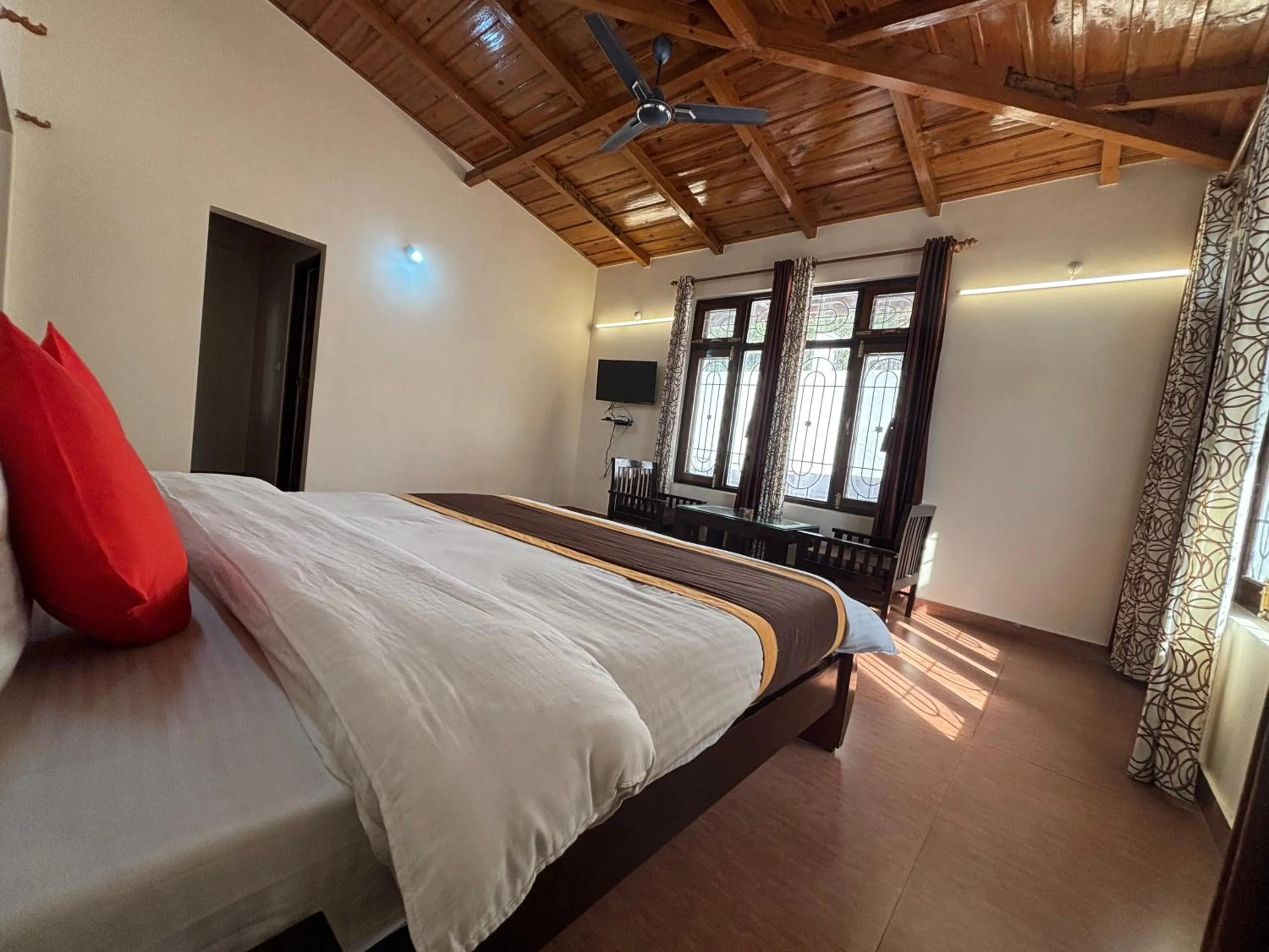 Bed in Hotel Goludev Valley View