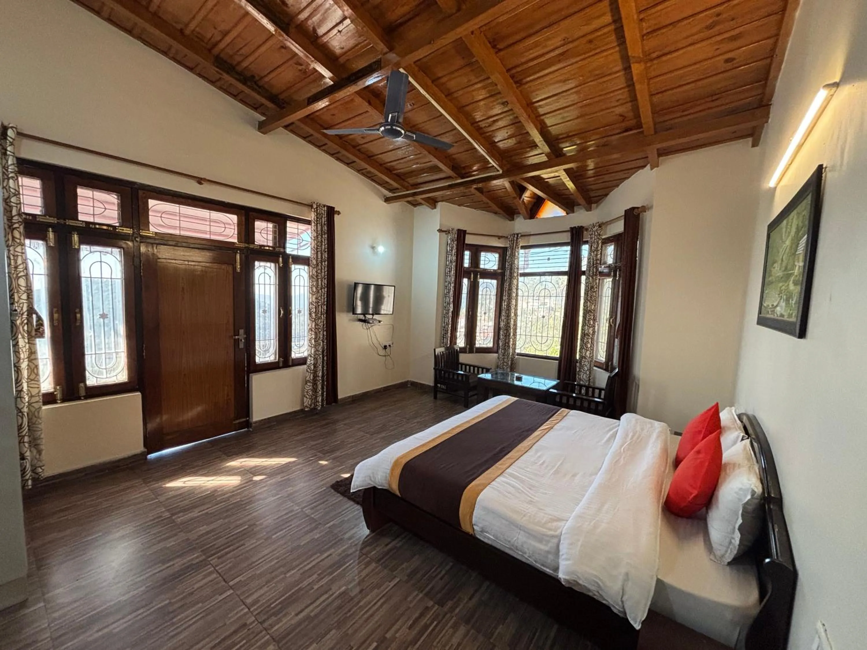 Photo of the whole room, Bed in Hotel Goludev Valley View