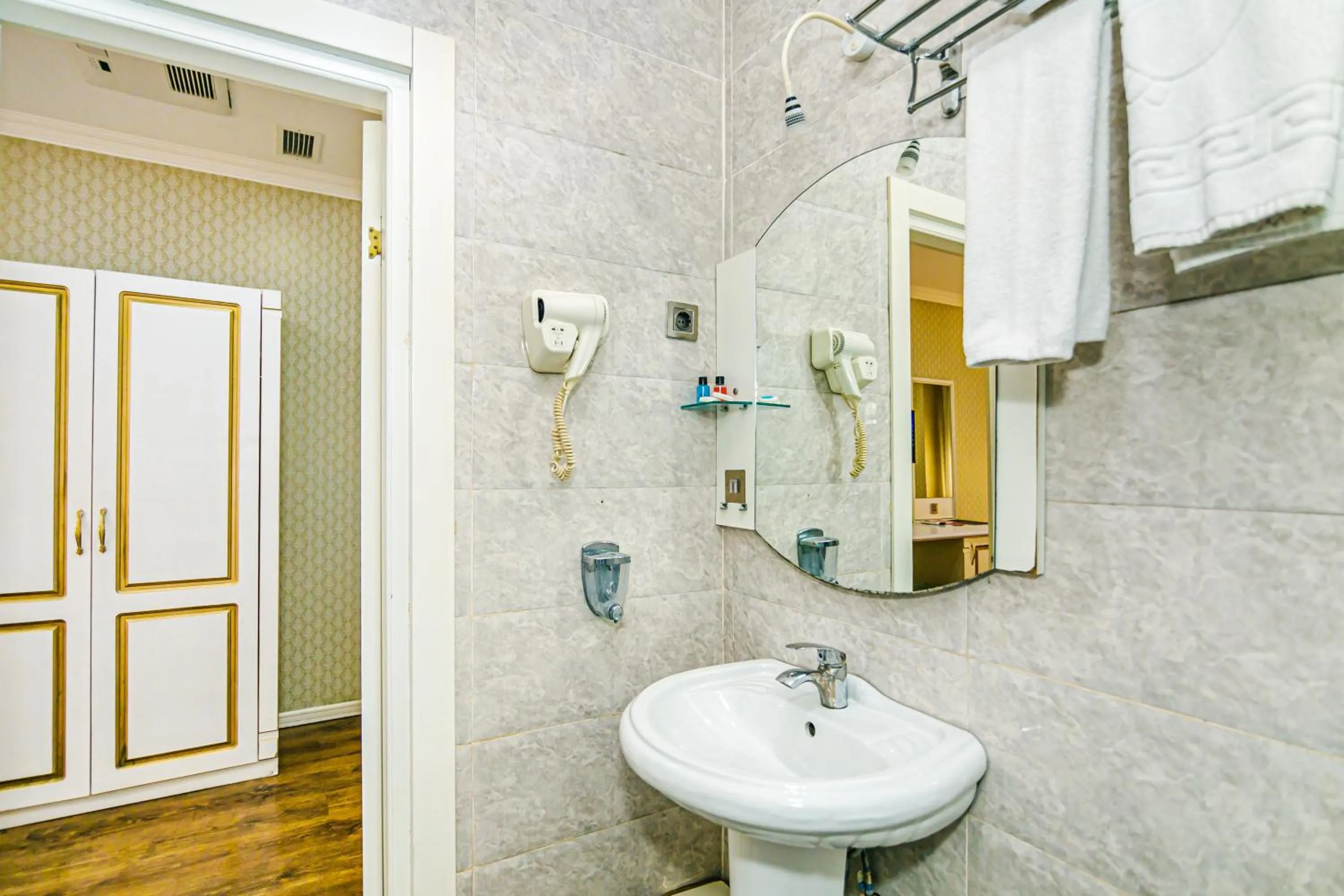 Bathroom in Maris Hotel Baku