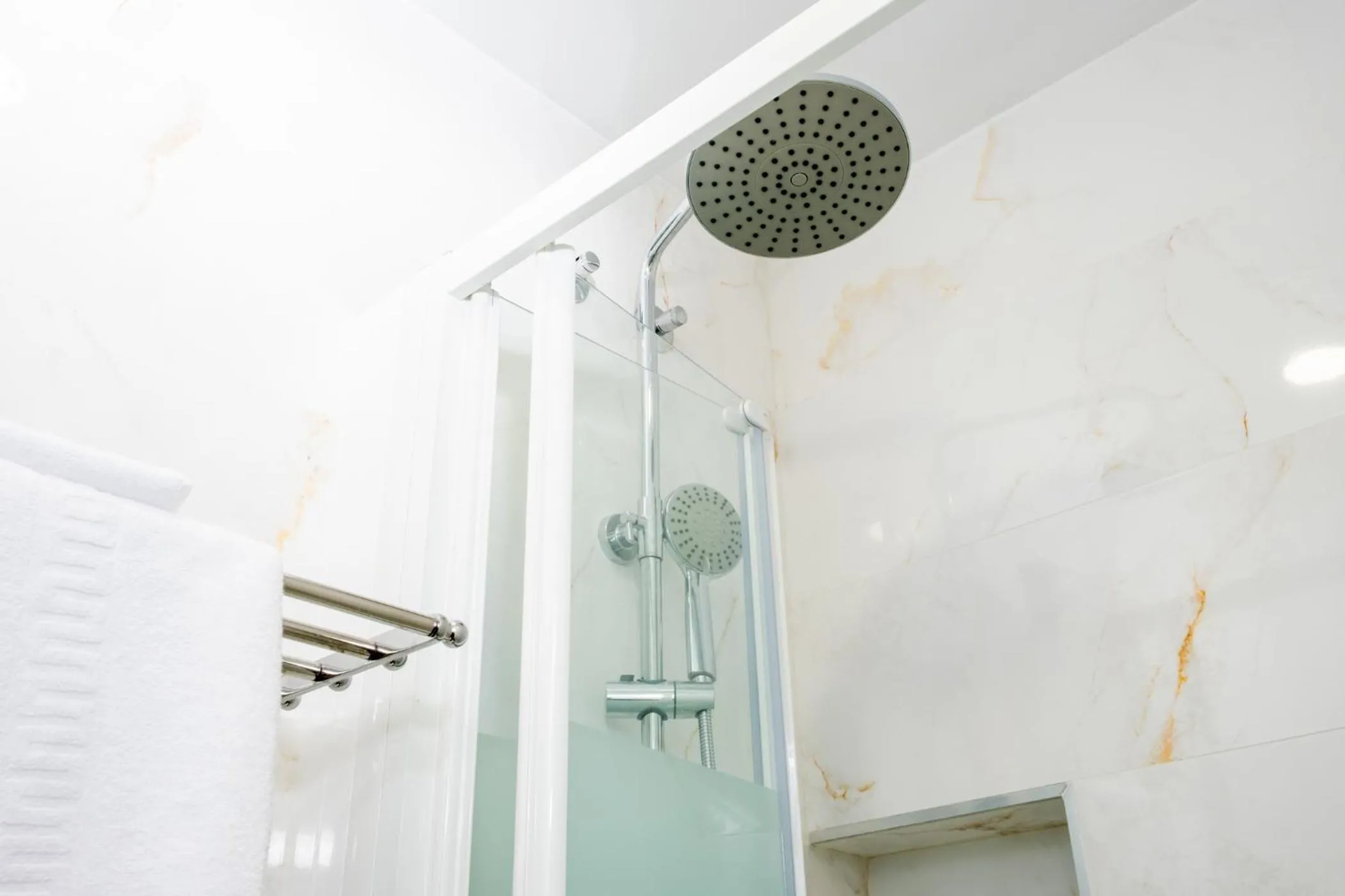 Shower in GOLDEN TORREJON
