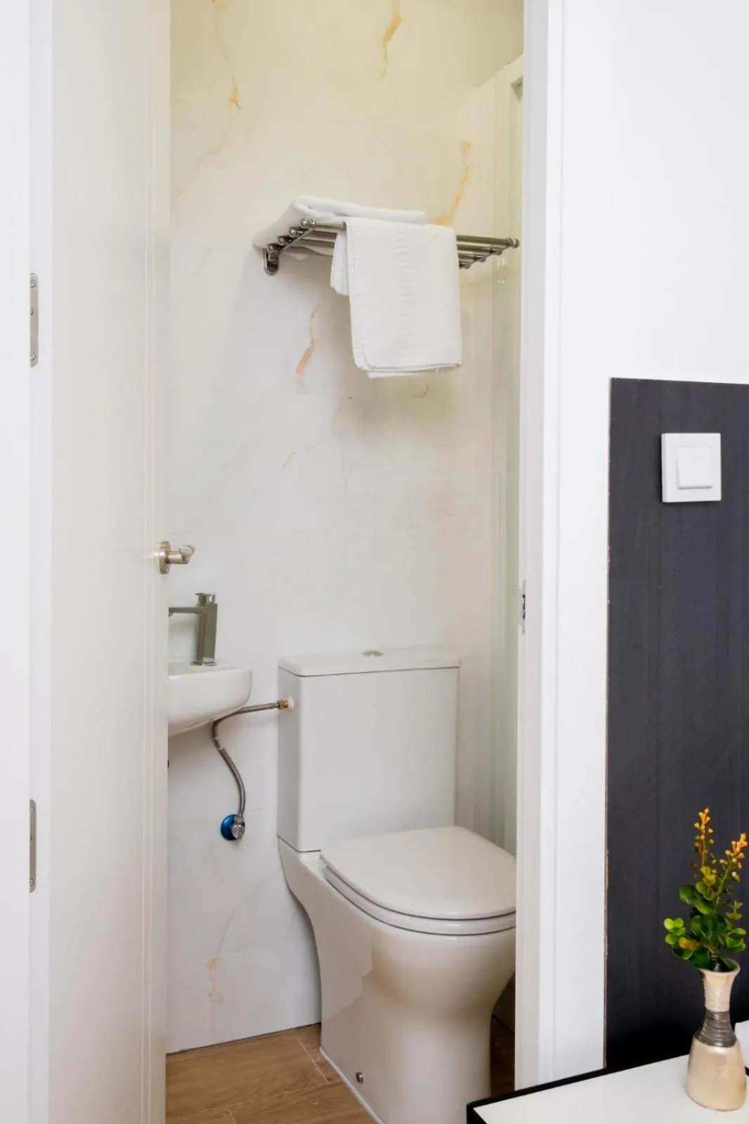 Toilet in GOLDEN TORREJON