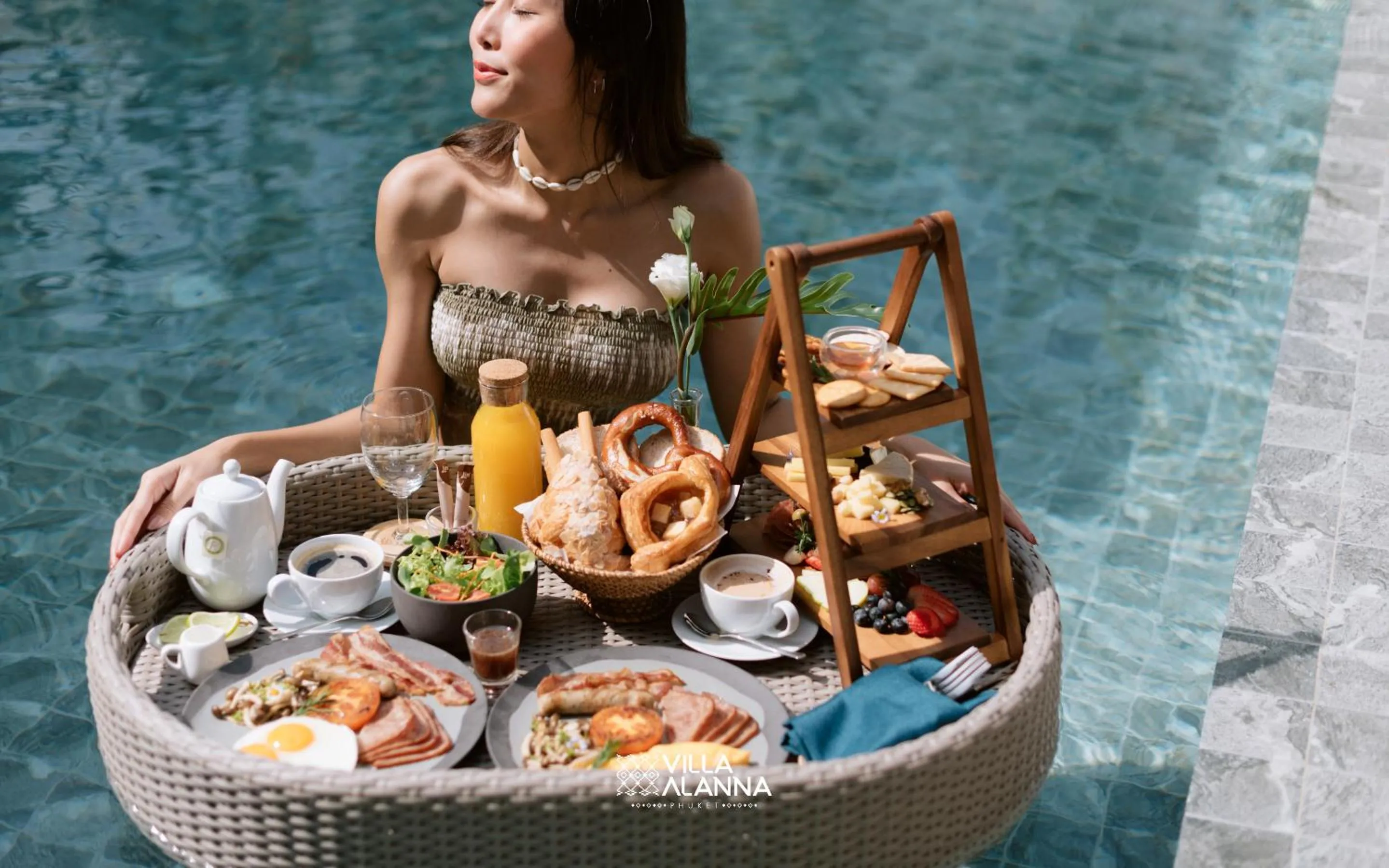 Breakfast in Villa Alanna Phuket