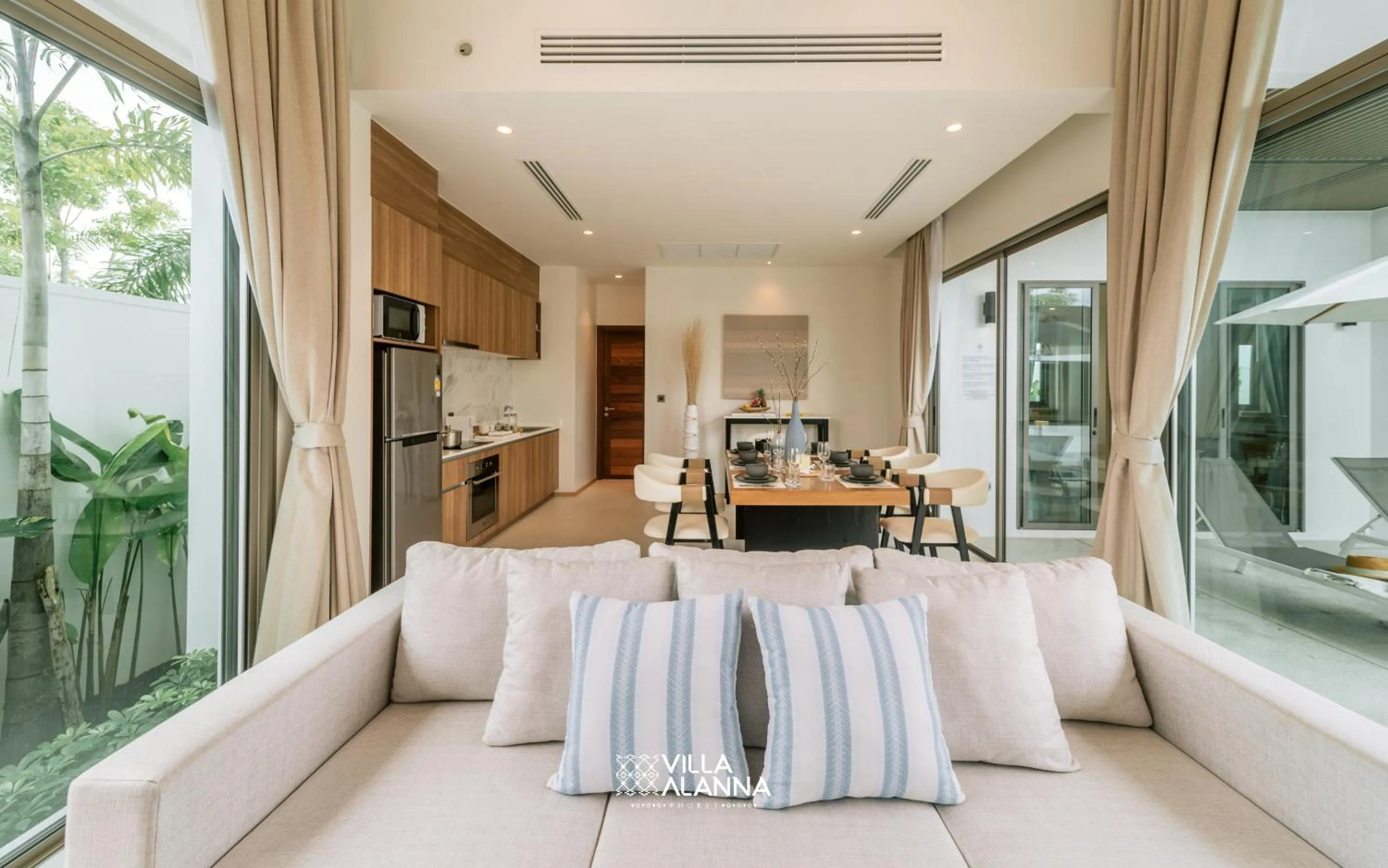 Living room in Villa Alanna Phuket