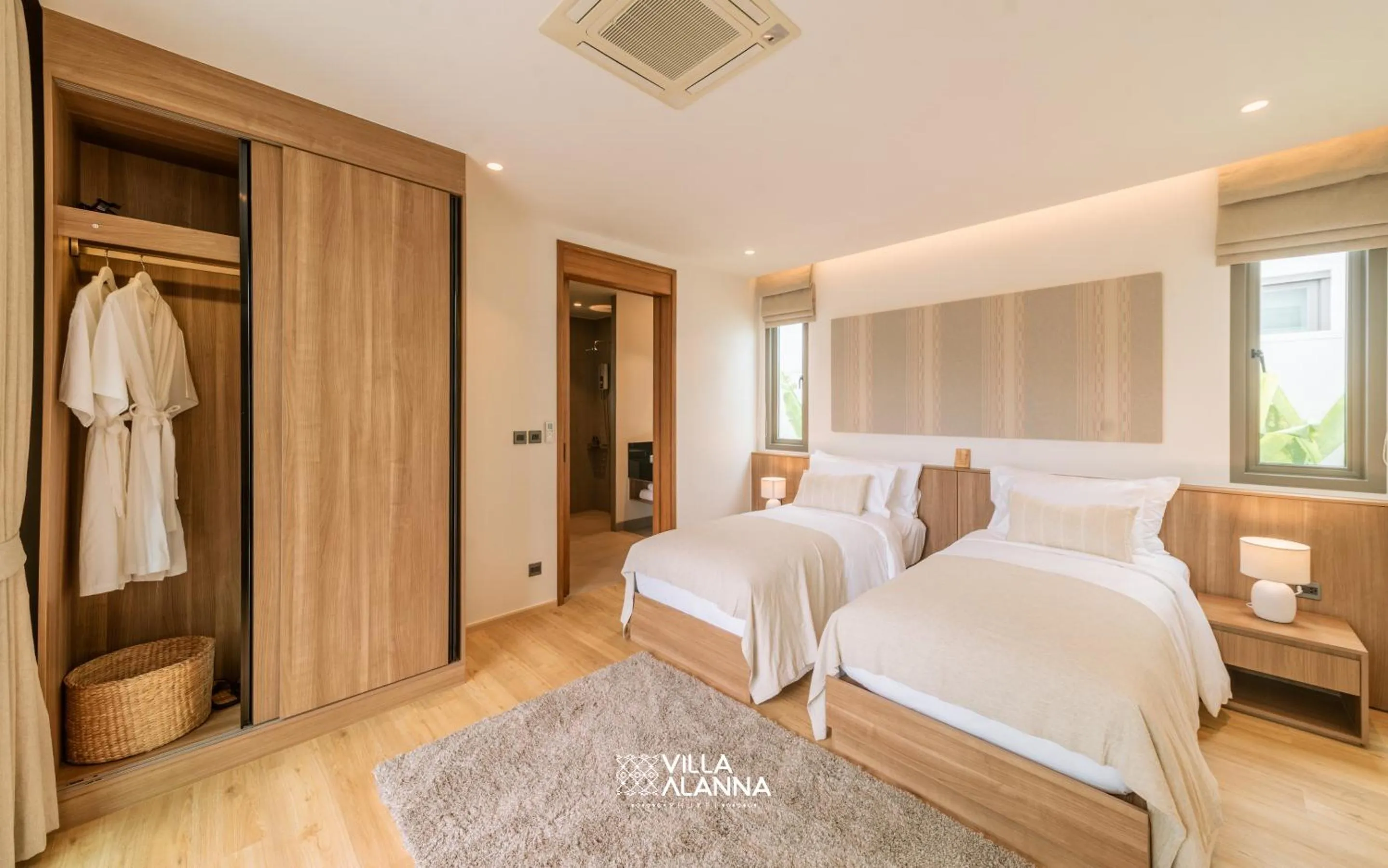 Bathroom, Bed in Villa Alanna Phuket