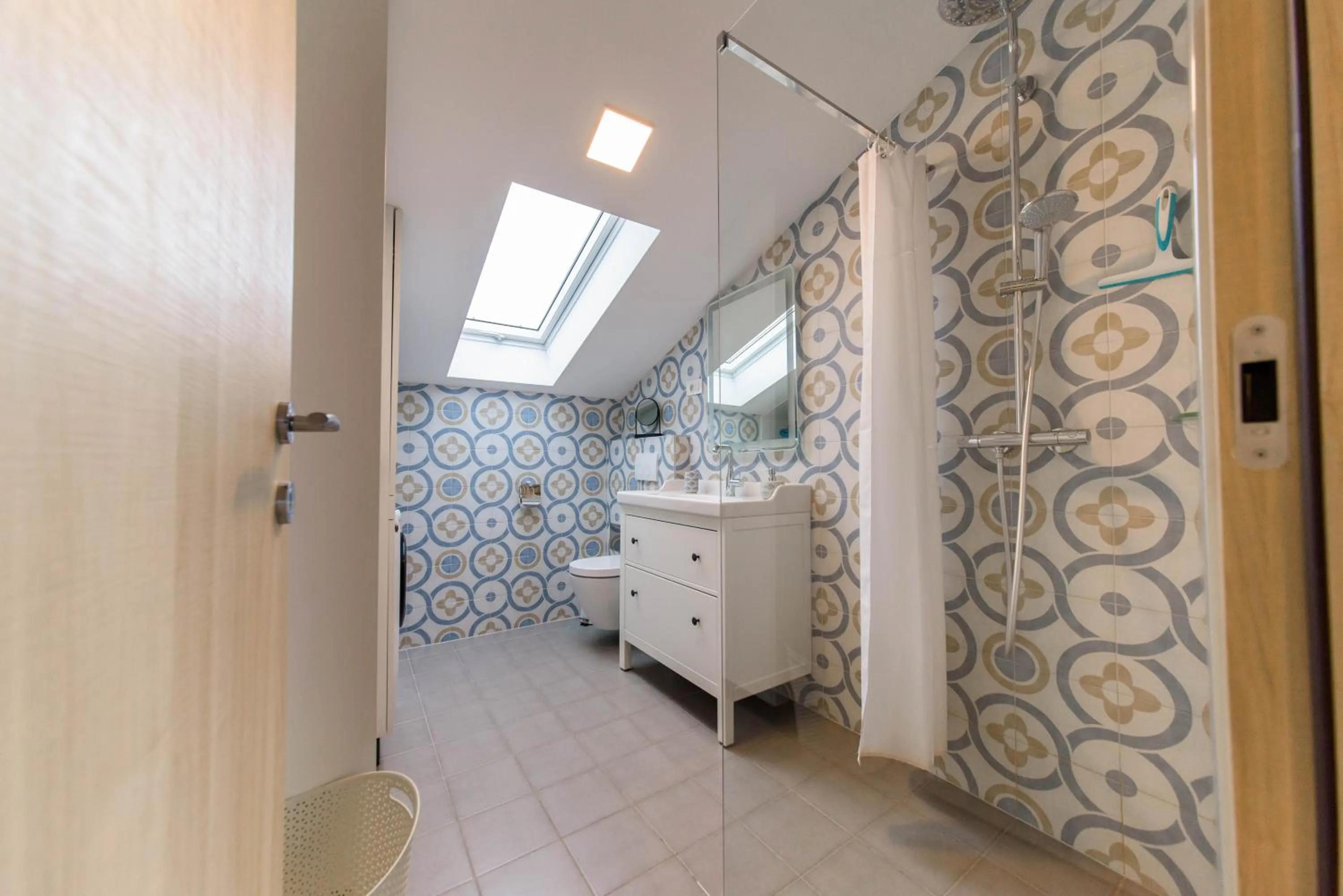 Shower in Villa Aurora