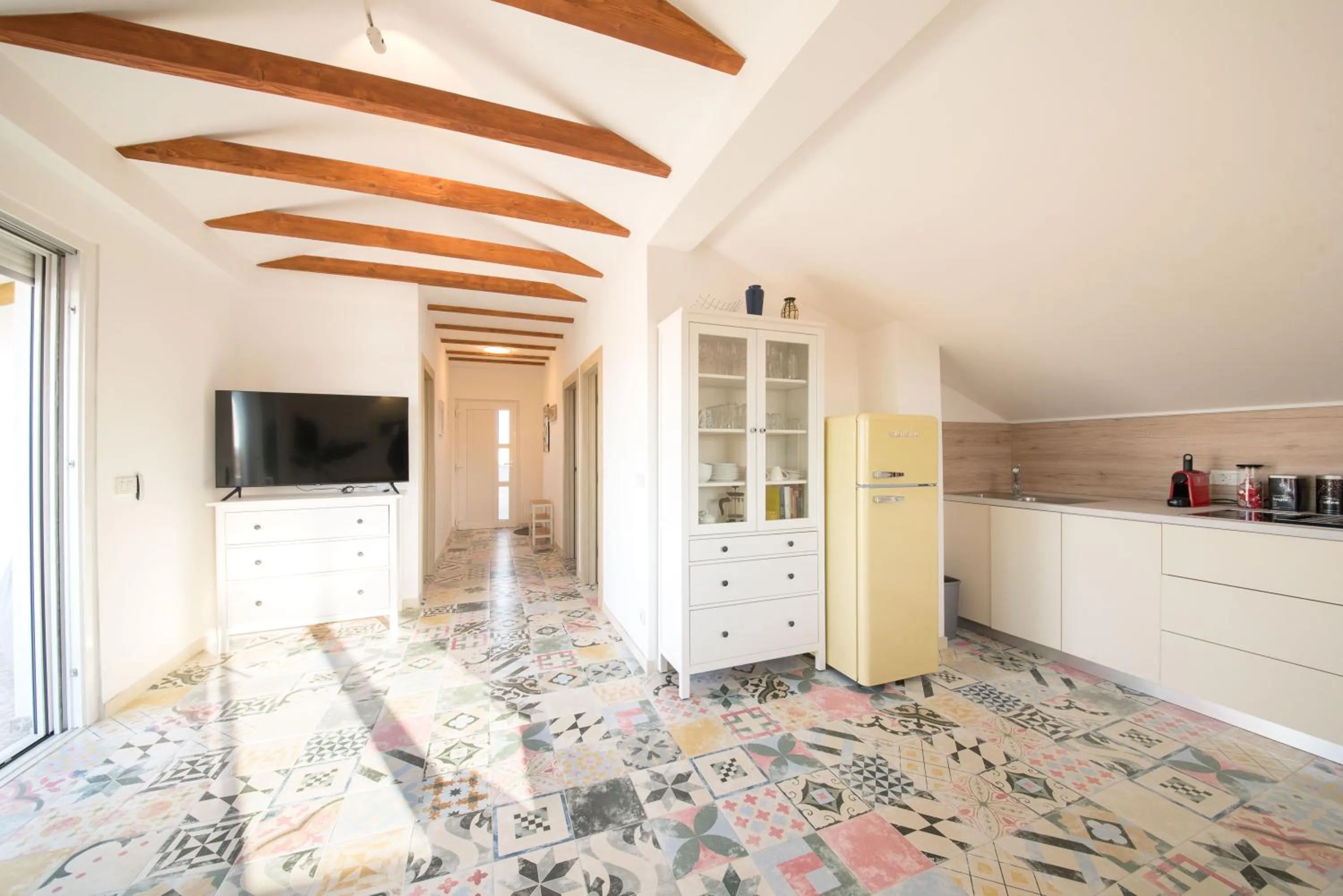 TV and multimedia in Villa Aurora