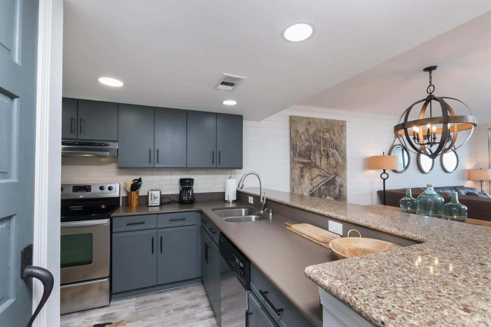 Kitchen or kitchenette in Ole River Hideway, Orange Beach, Updated 2 Bedroom Waterfront Condo, Wind Drift