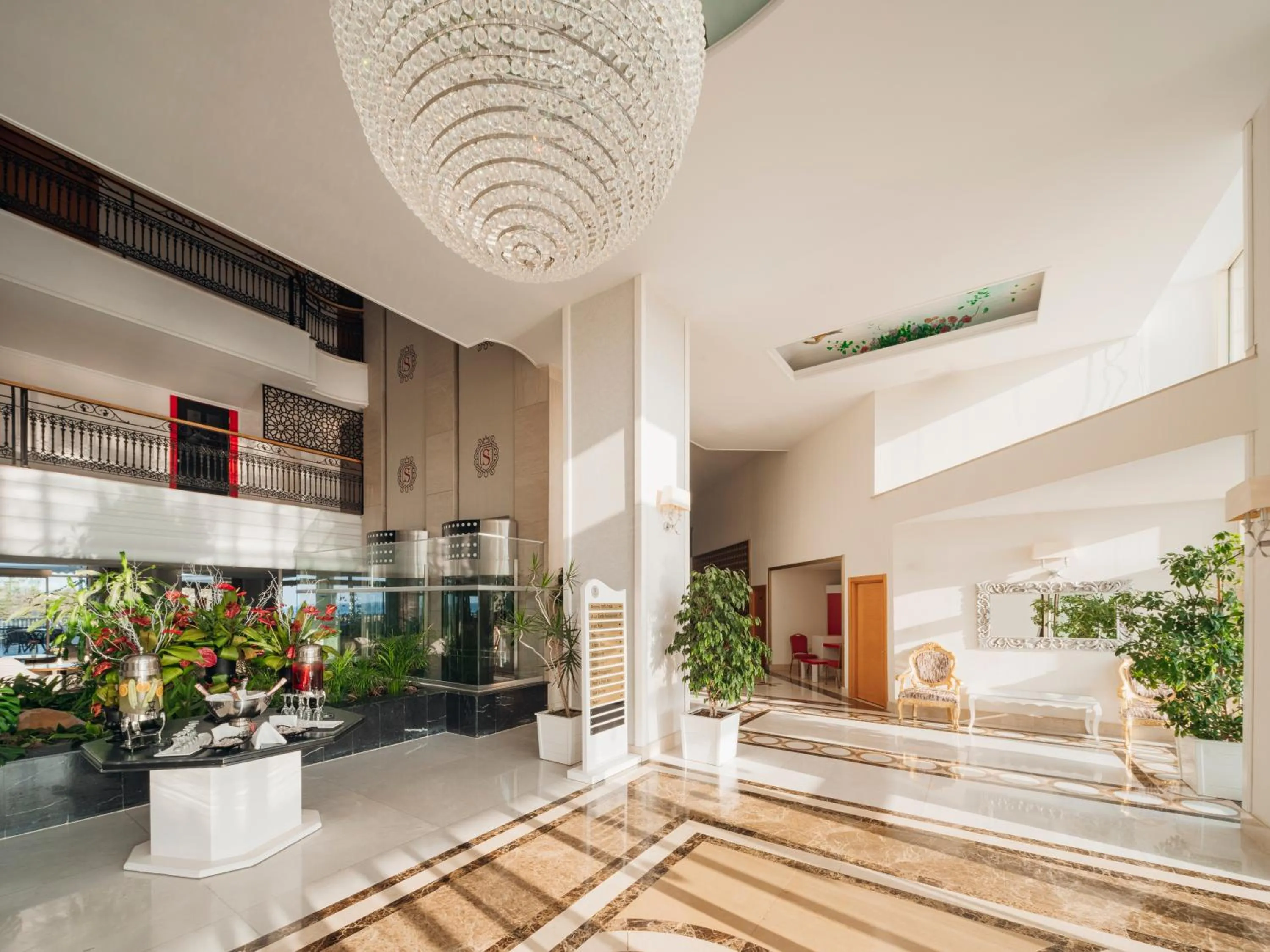 Lobby or reception in Asteria Bloom Side