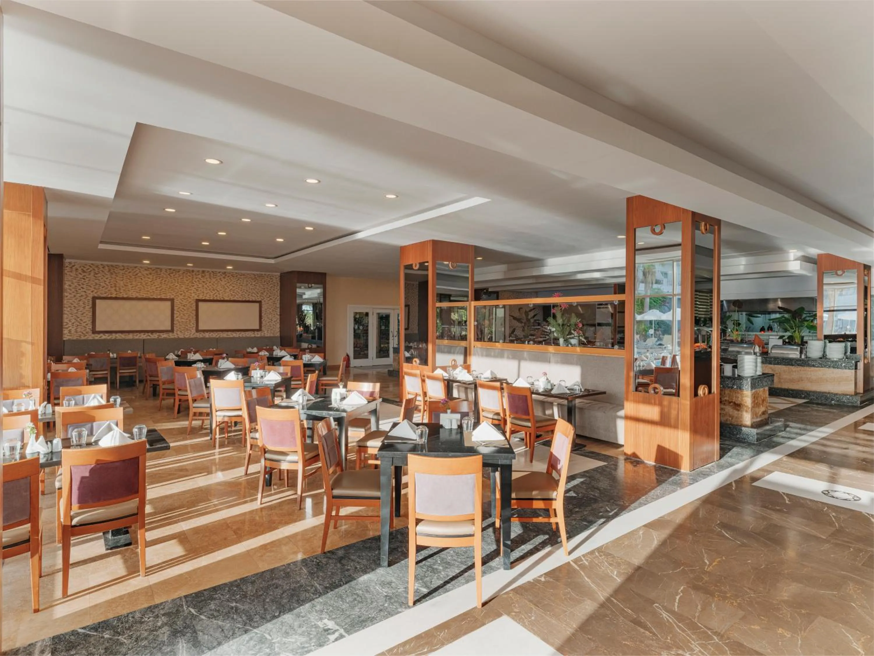 Restaurant/places to eat in Asteria Bloom Side