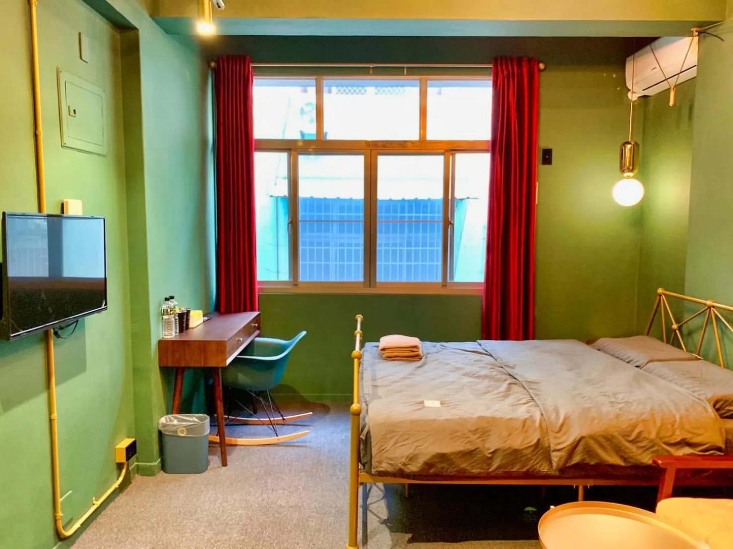 Bedroom, Bed in House Inn House