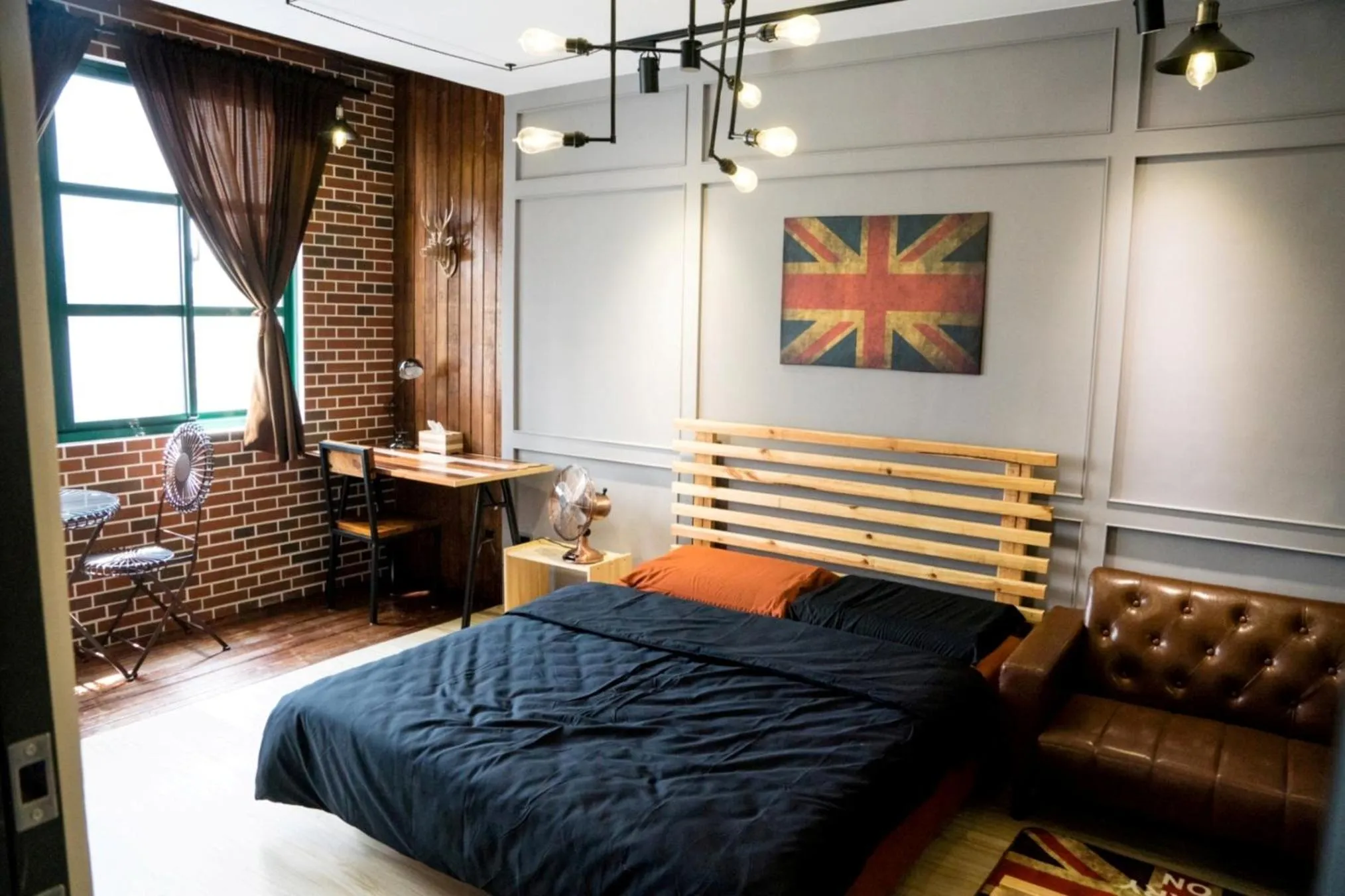 Bedroom, Bed in House Inn House