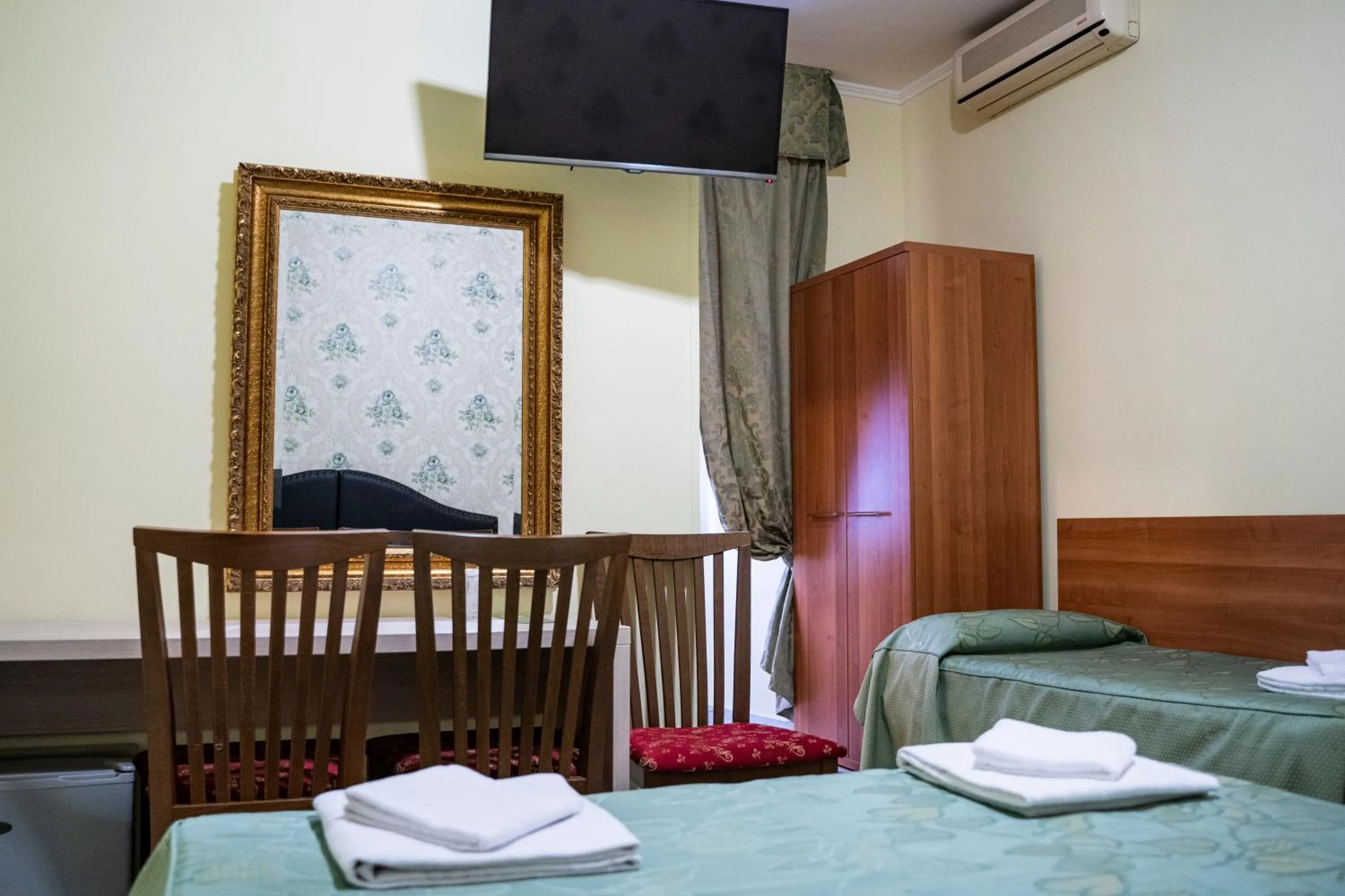 Bed in Hotel Ferrarese