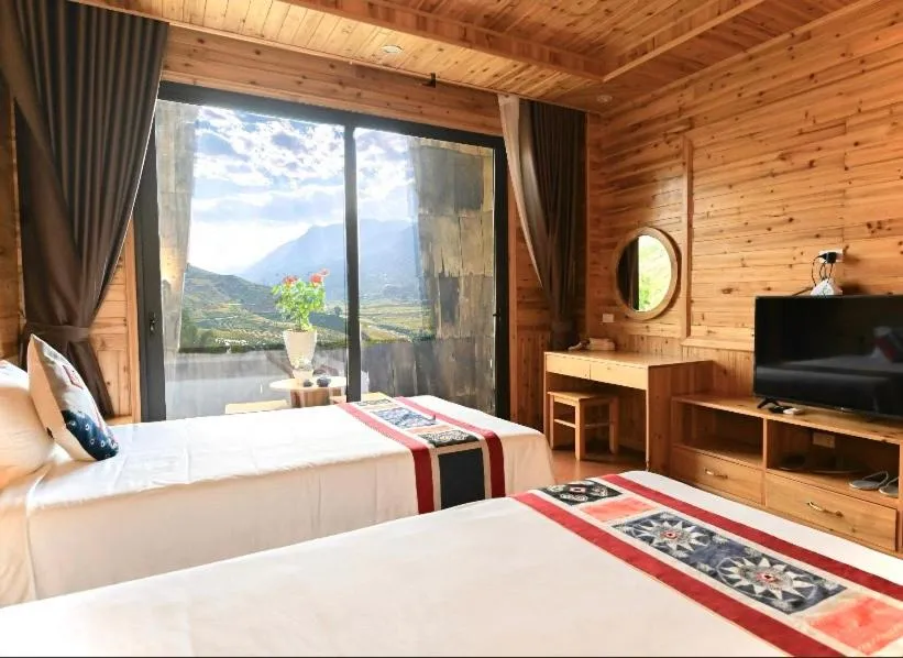 Mountain view, Bed in Arista Homestay